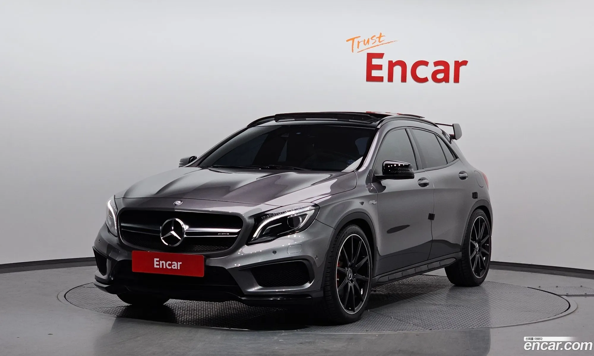 Mercedes-Benz Gla-Klasse Gla45 Amg 4Matic 2016 - фотография 18755046