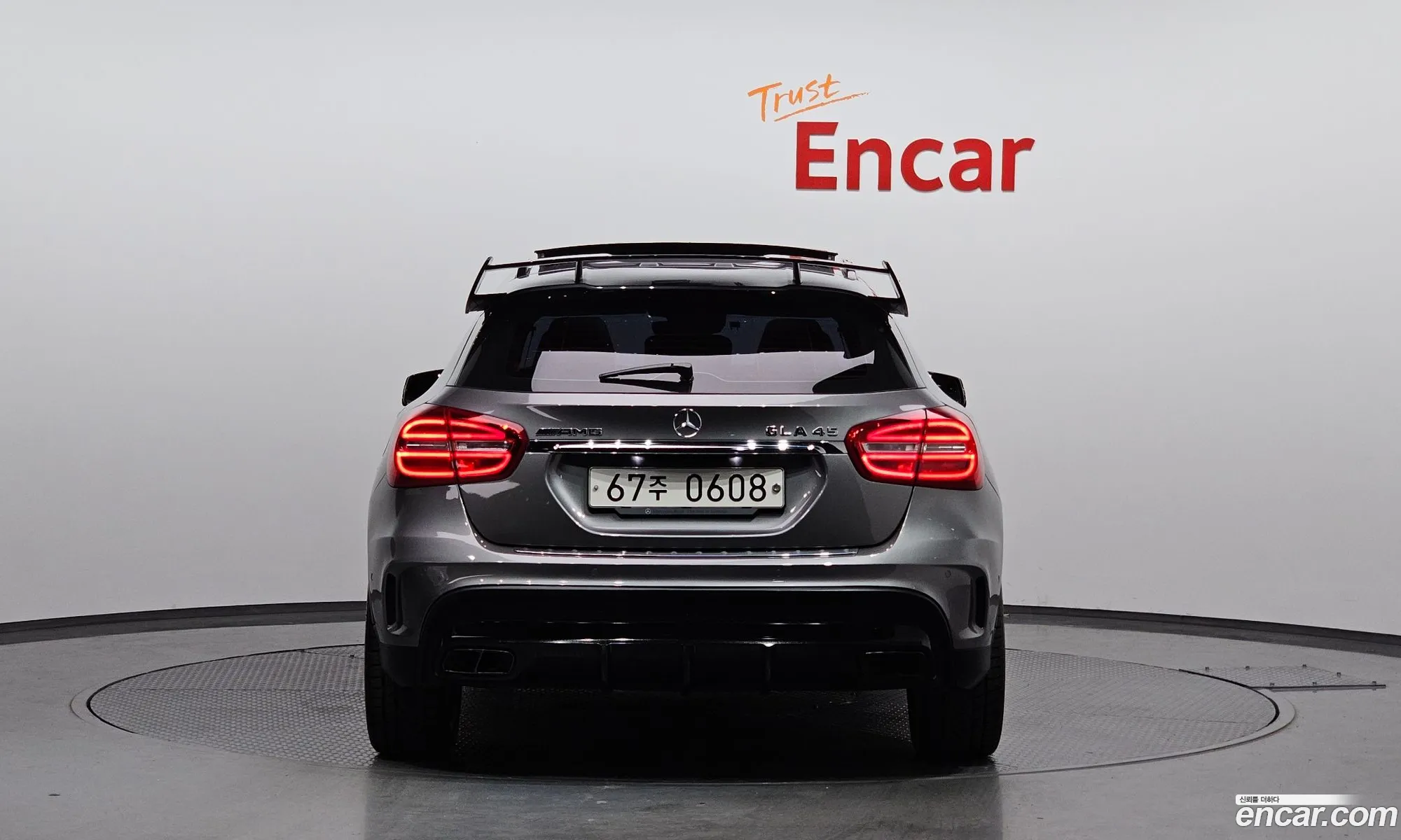 Mercedes-Benz Gla-Klasse Gla45 Amg 4Matic 2016 - фотография 18755049