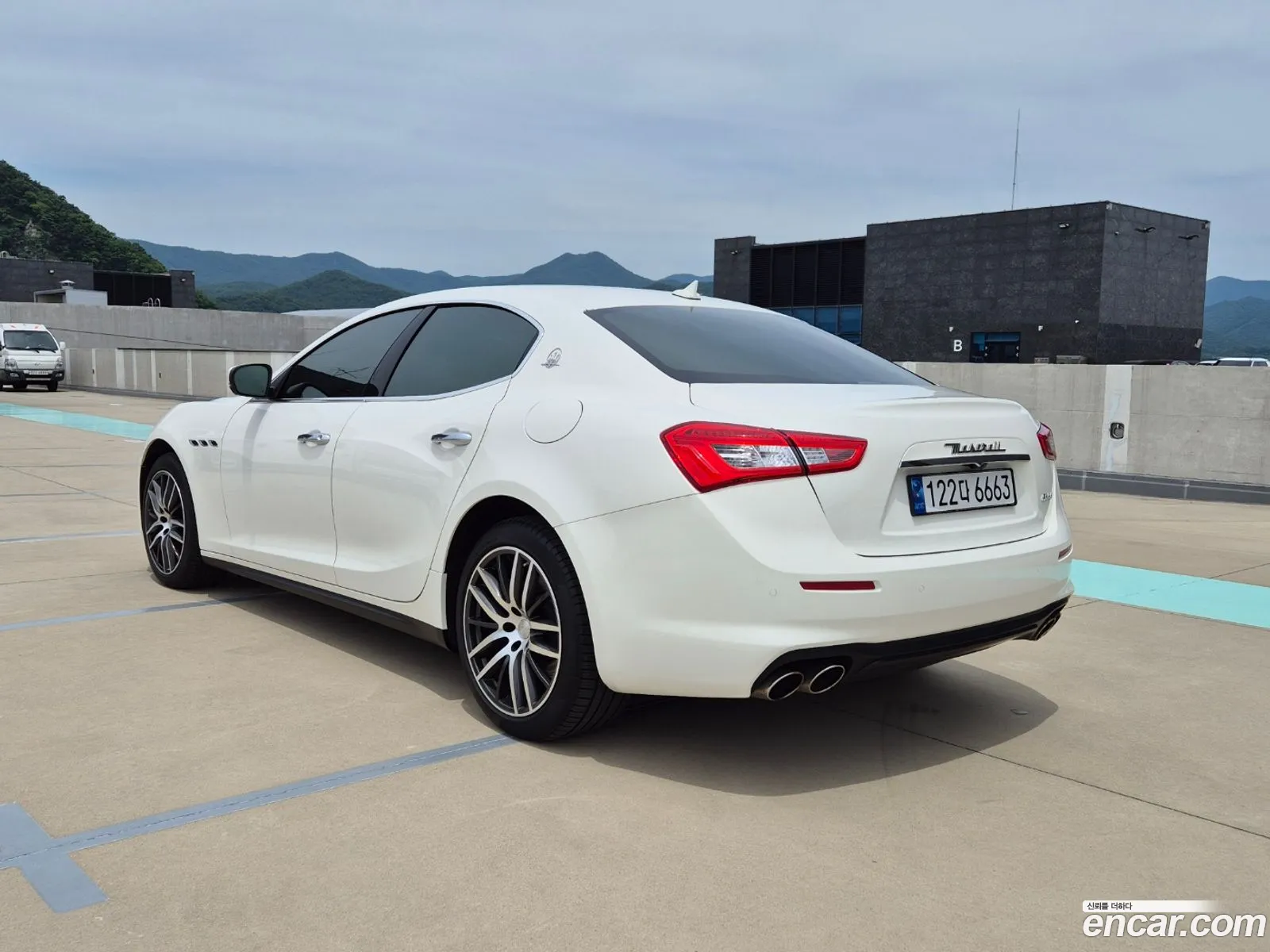 Maserati Ghibli Iii 30 Diesel Granlusso 2018 - фотография 4670303