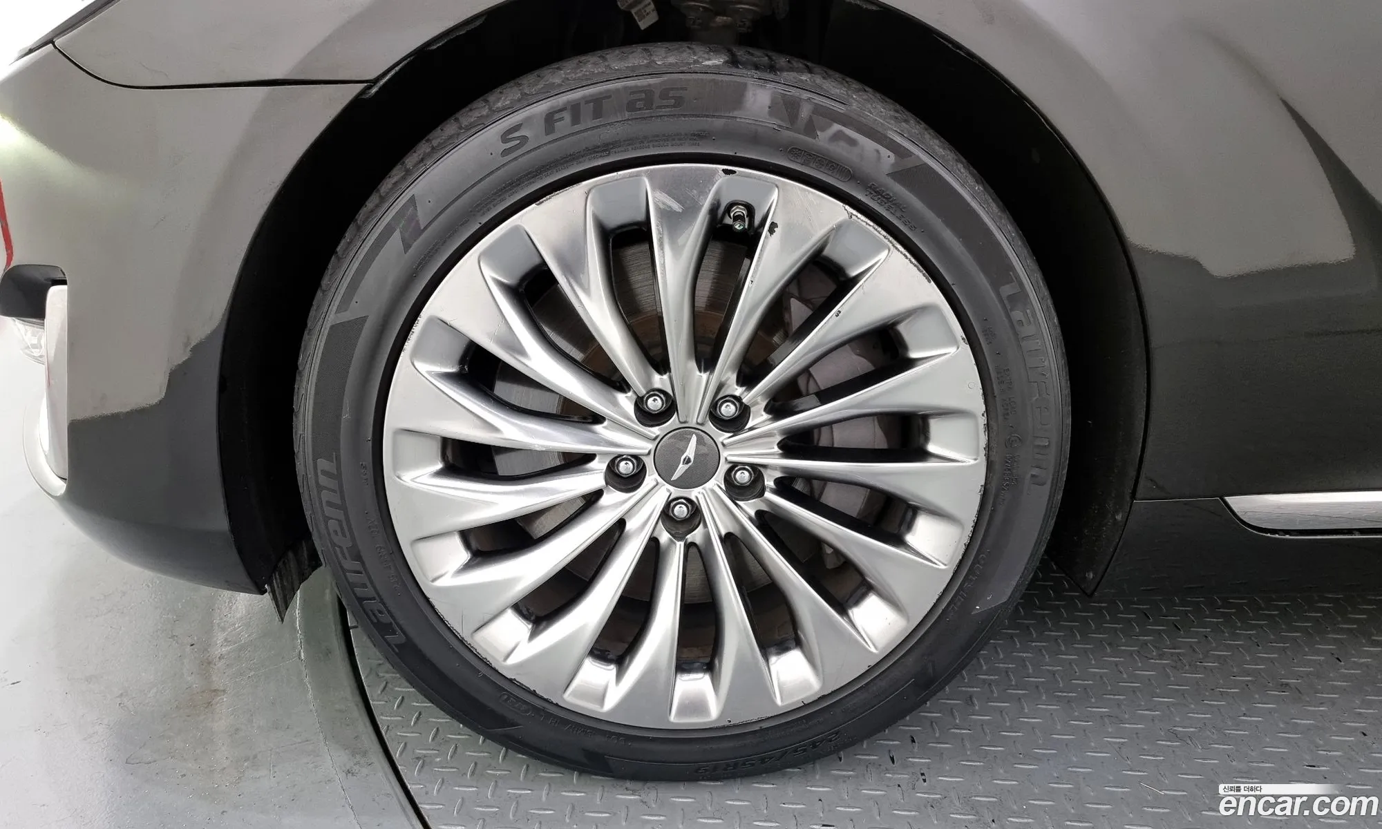 Genesis G90 I 38 Gdi Awd 2018 - фотография 1599951