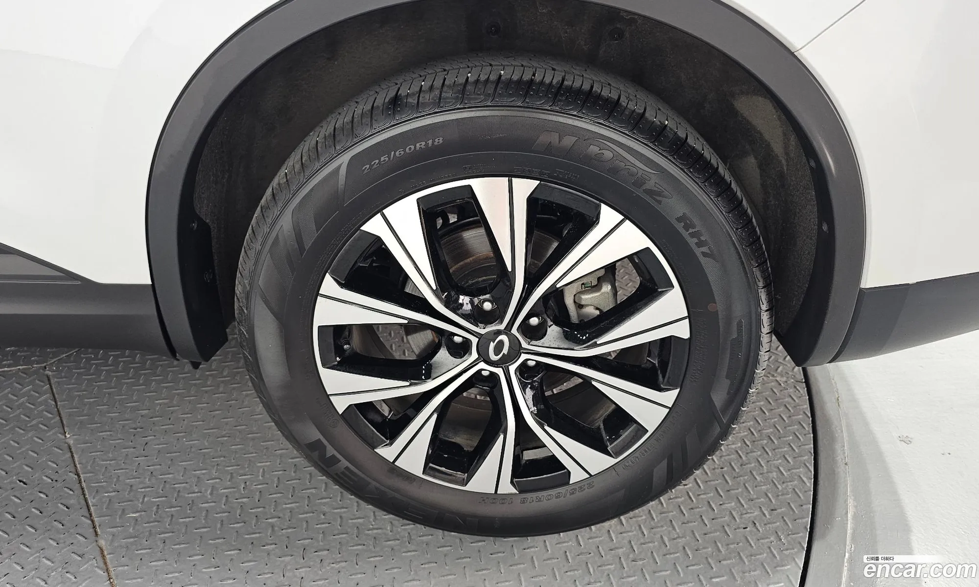 Renault Samsung Qm6 20 Lpe Re 2Wd 2021 - фотография 3684838