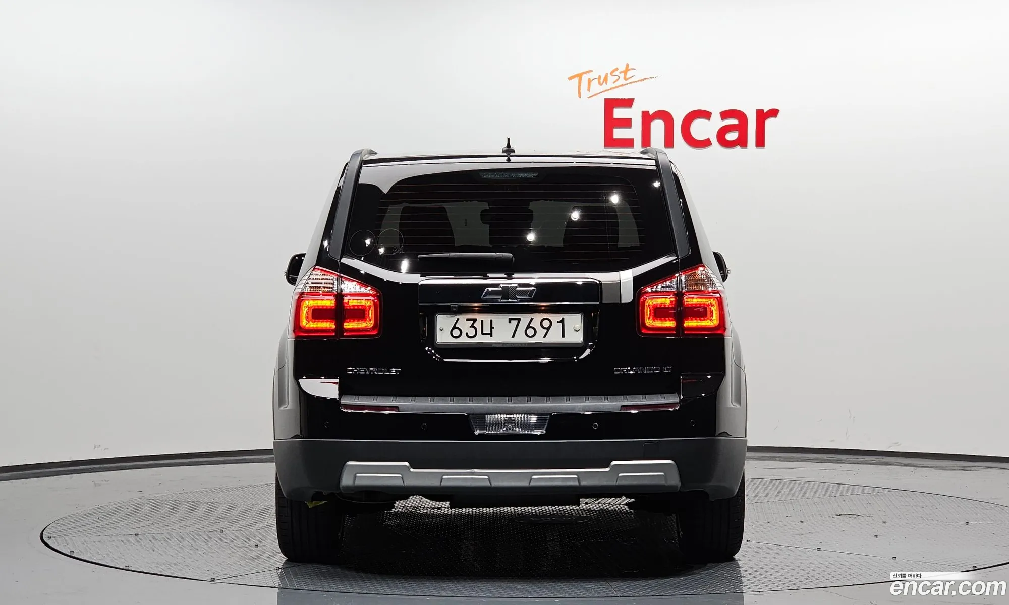 Chevrolet Orlando Lpg Perfect Black 2017 - фотография 17753358