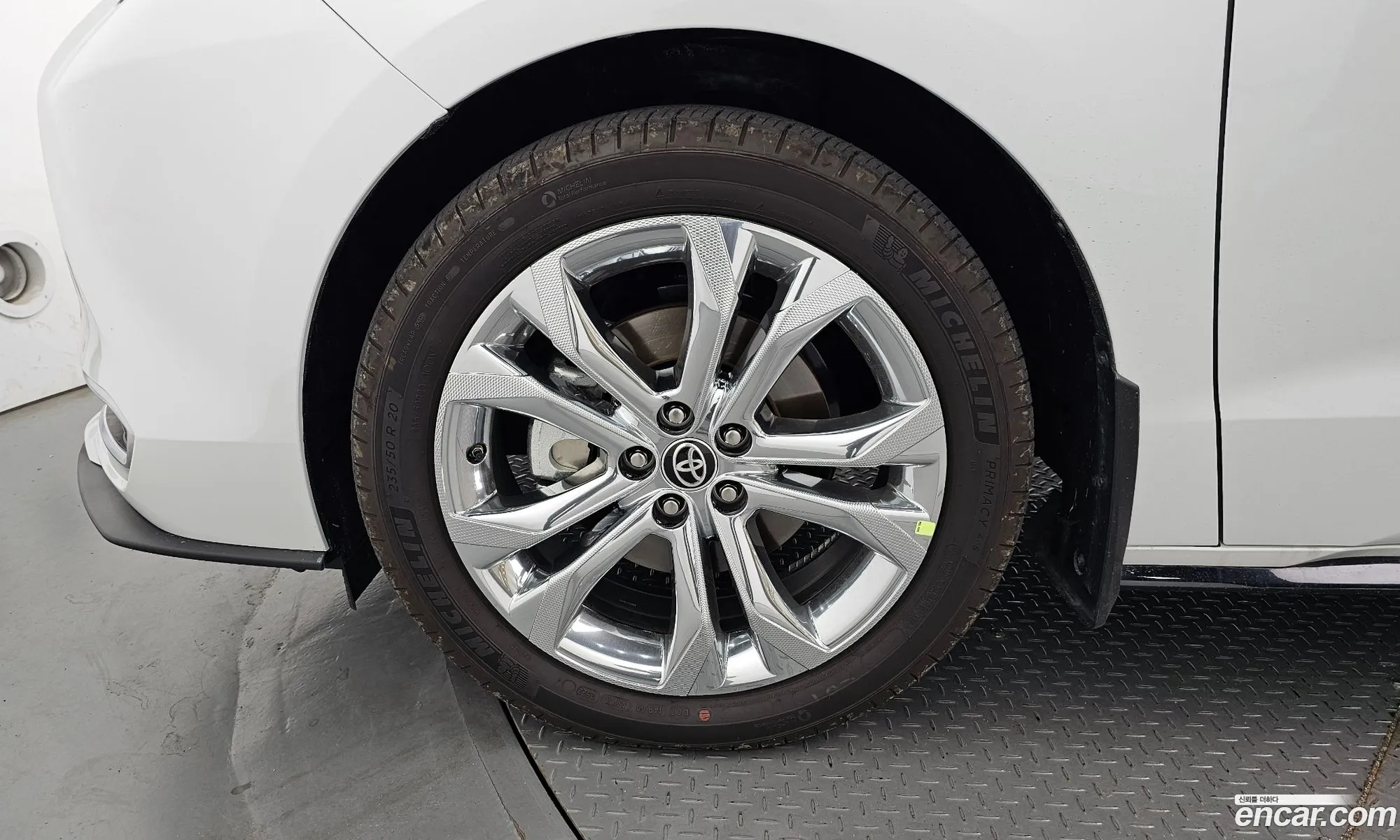 Toyota Sienna 25 Hybrid 2Wd 2023 - фотография 15415720