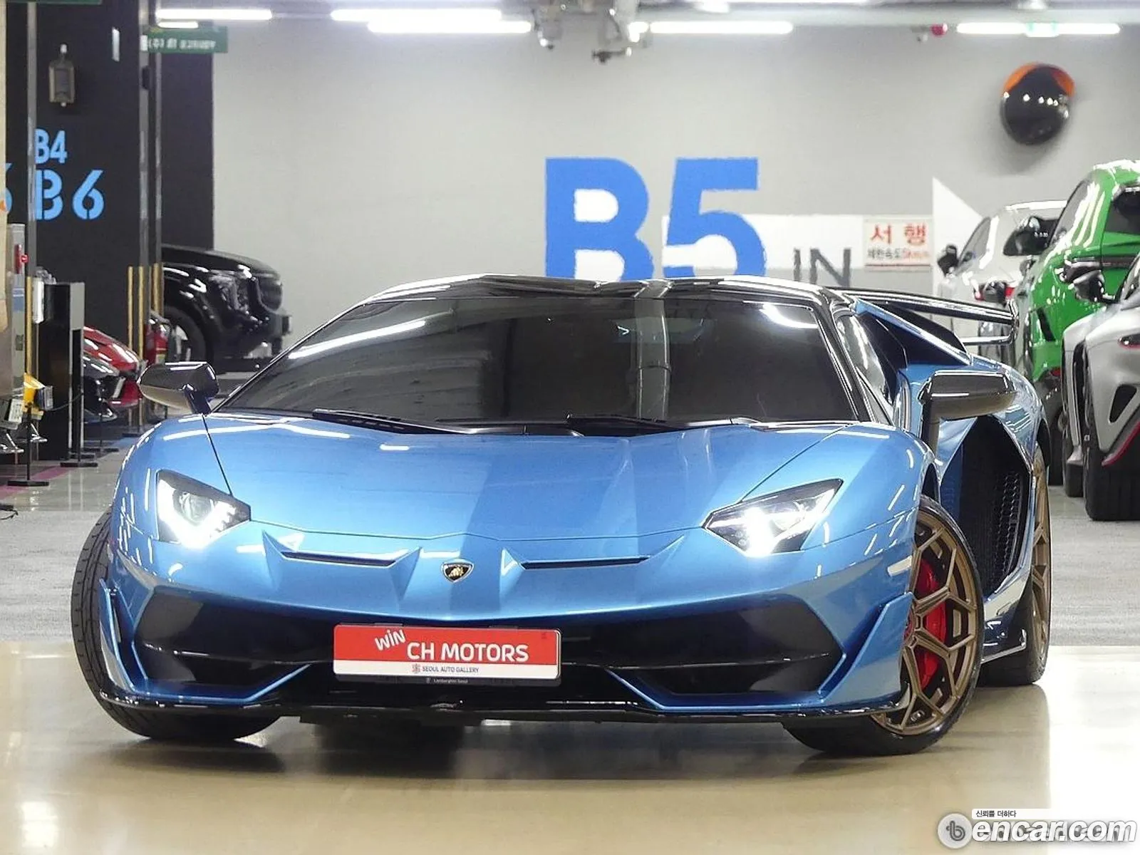 Lamborghini Aventador I Lp770-4 Svj Roadster 2021 - фотография 3750463