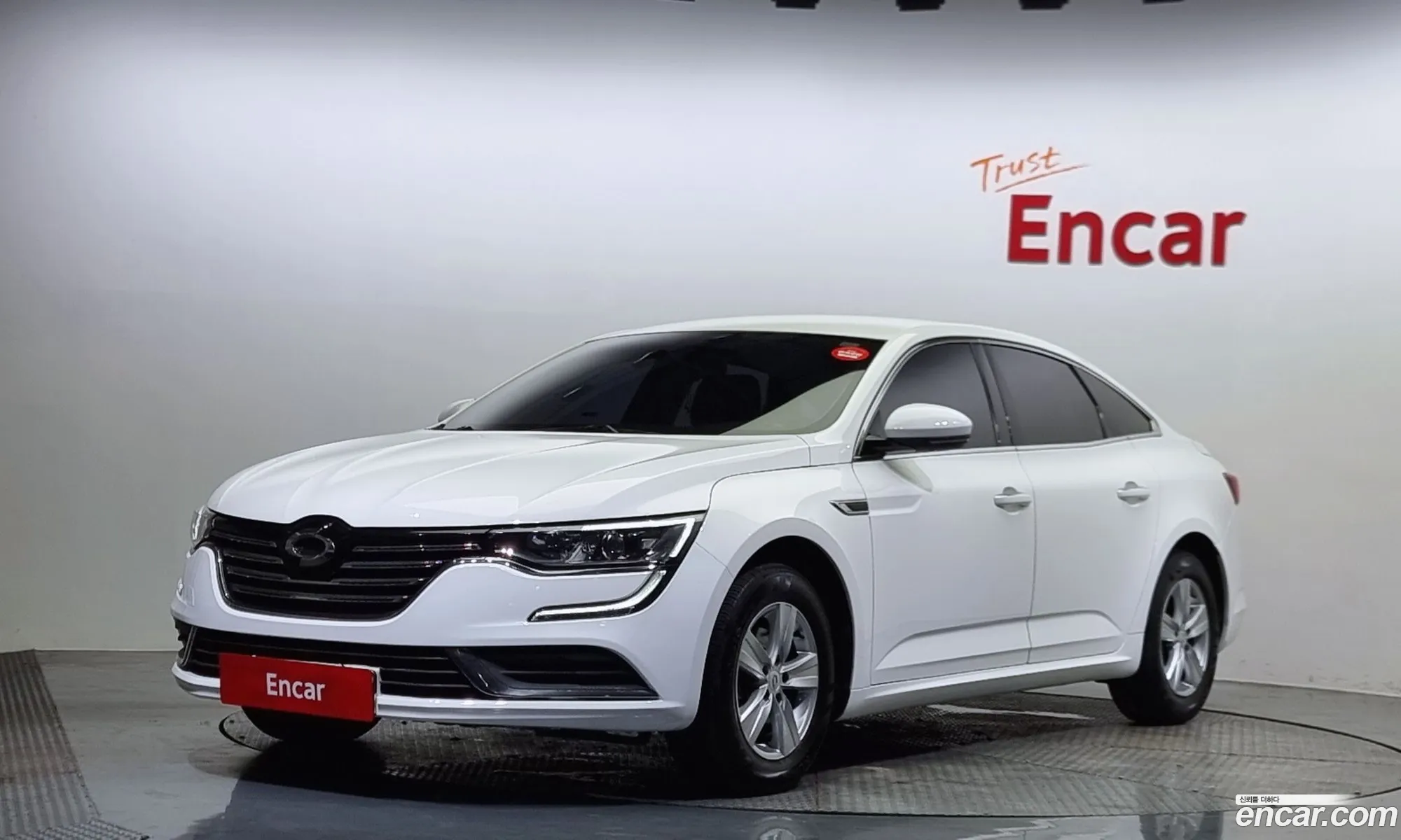 Renault Samsung Sm6 20 Lpe Se Rental Car 2017 - фотография 4086645