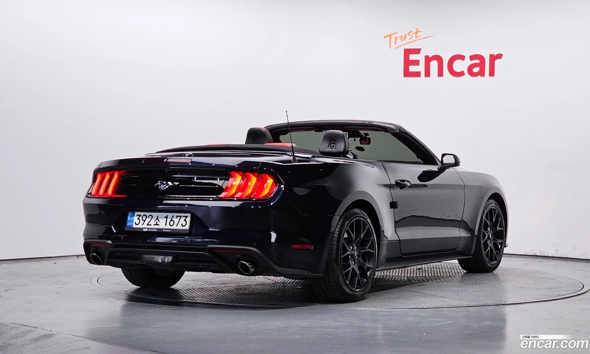 Ford Mustang Vi Convertible 2021 - фотография 14629481