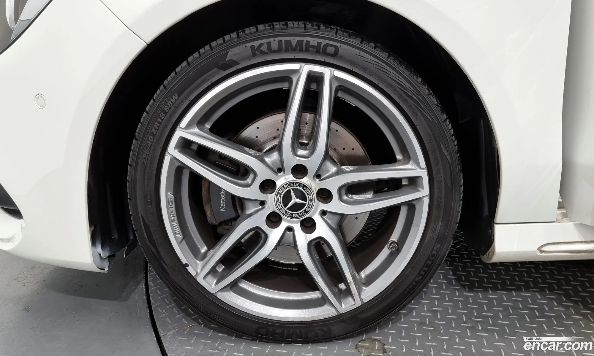 Mercedes-Benz Cla-Klasse I C117 X117 Cla220 Amg Line 2017 - фотография 16508080