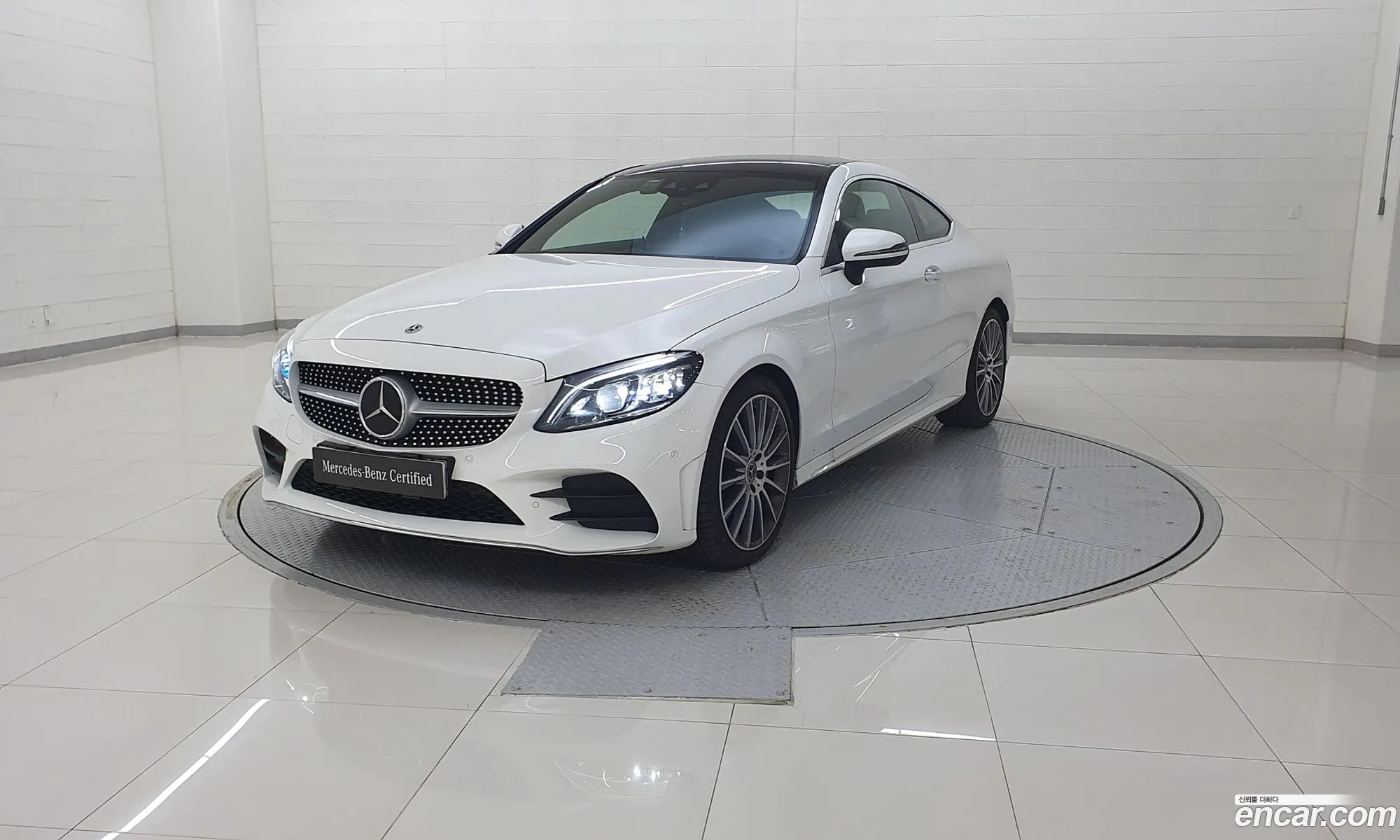 Mercedes-Benz C-Klasse C200 Coupe 2023 - фотография 18958861