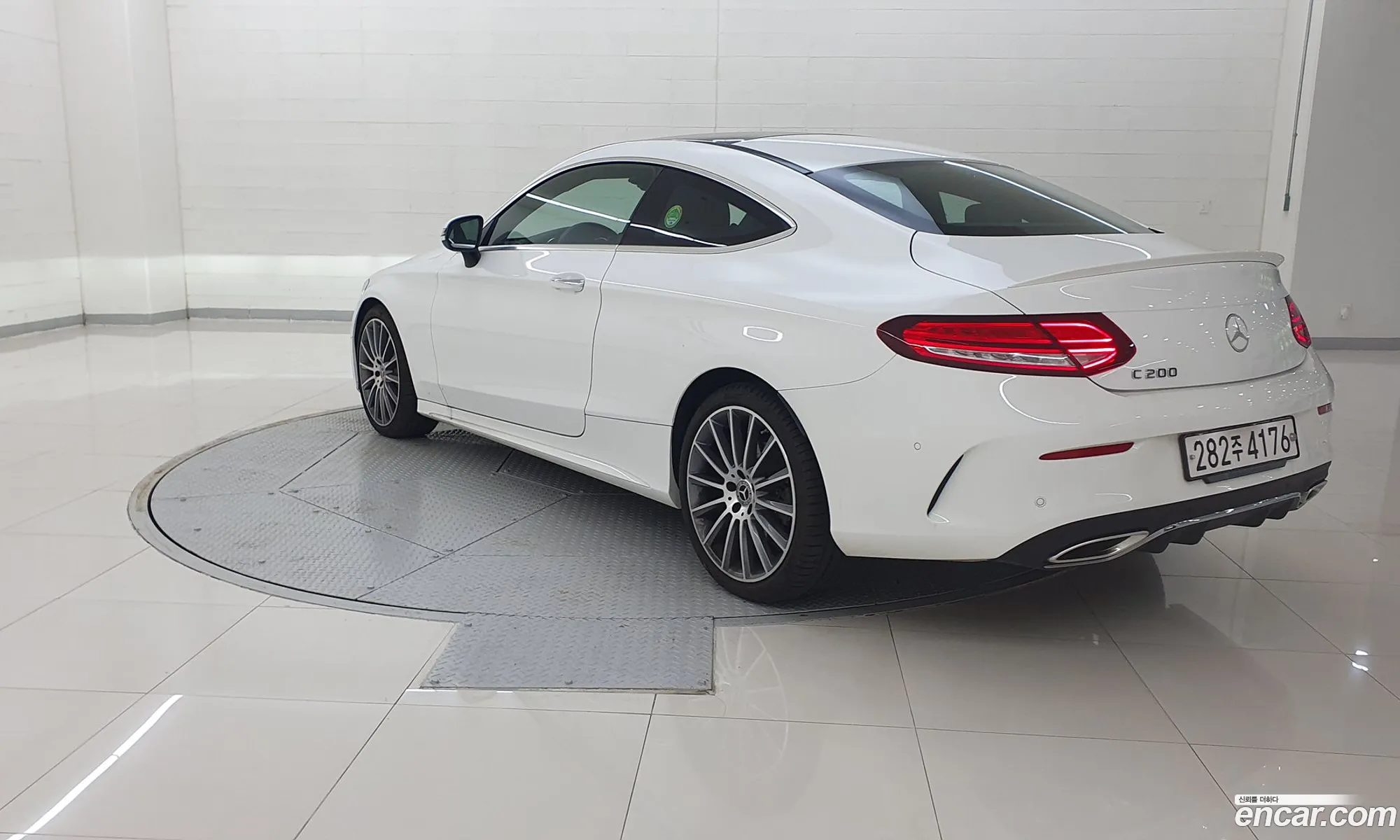 Mercedes-Benz C-Klasse C200 Coupe 2023 - фотография 18958863