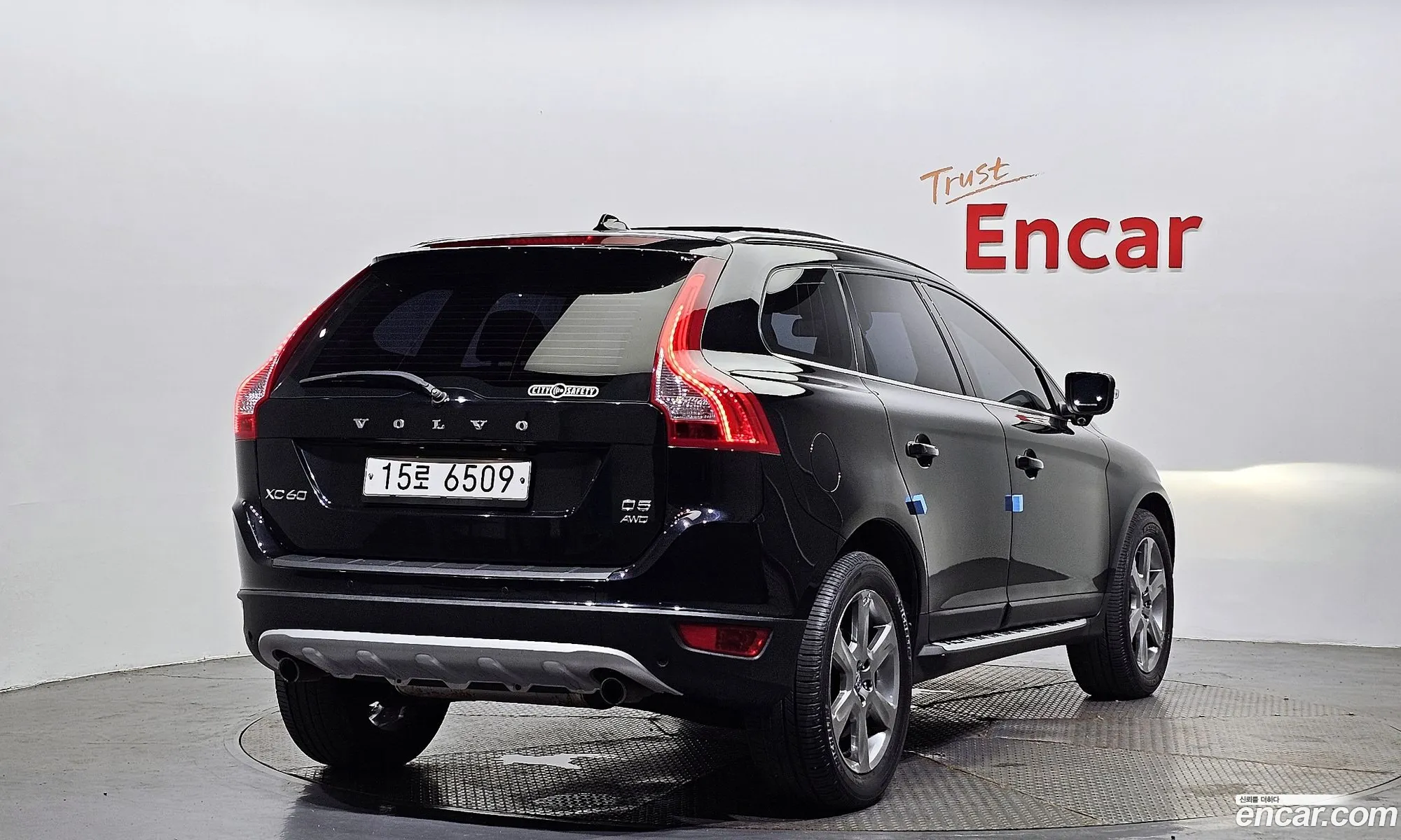 Volvo Xc60 I D5 Awd 2013 - фотография 14658446