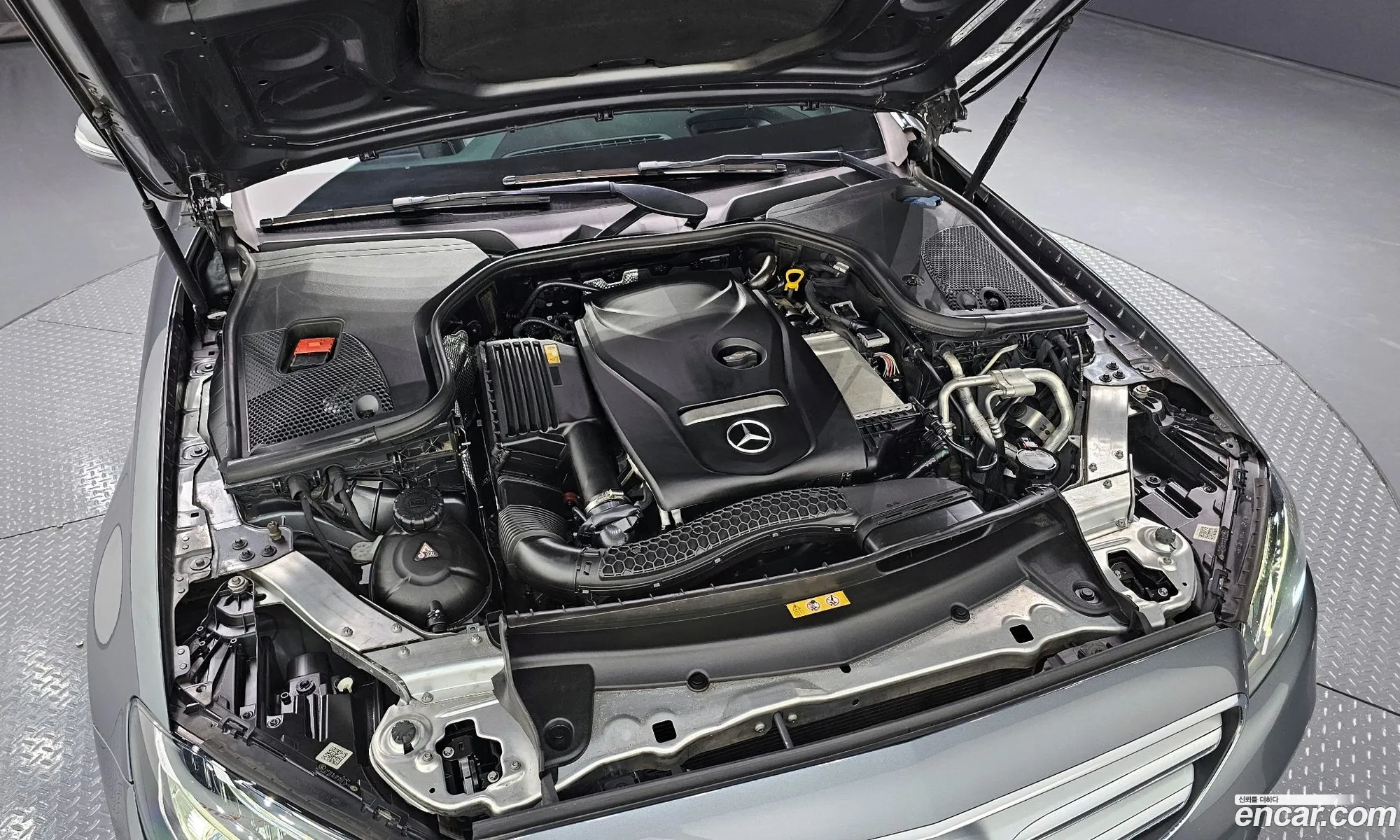 Mercedes-Benz E-Klasse E200 Avant Garde 2017 - фотография 16517091