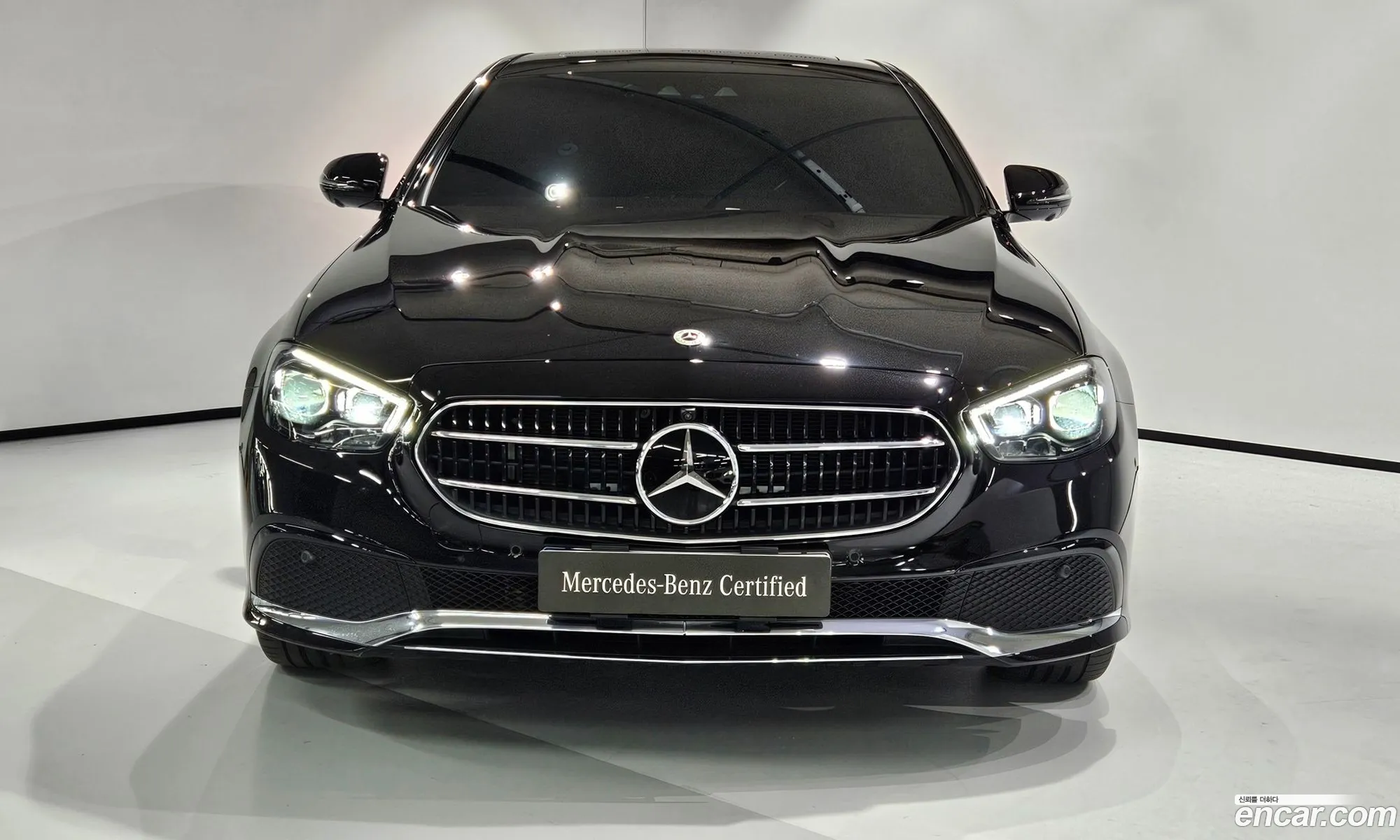 Mercedes E-Class W213 E350 4Matic Avant Garde - фотография 18958814
