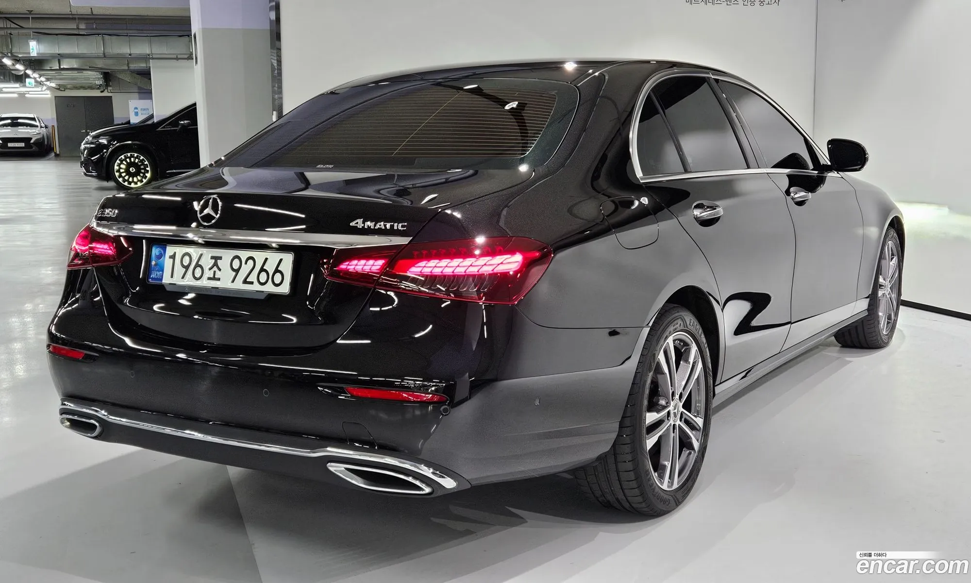 Mercedes E-Class W213 E350 4Matic Avant Garde - фотография 18958816