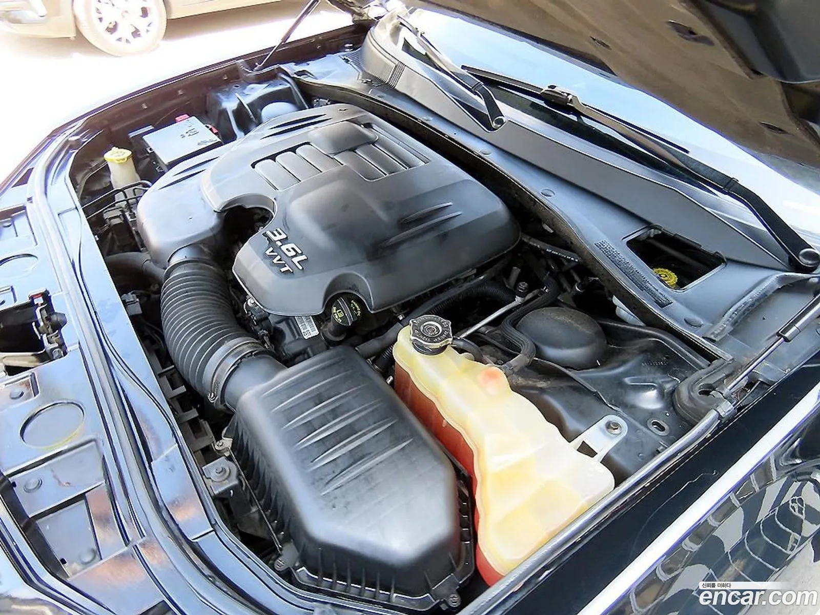 Chrysler 300C Ii 36 Prestige 2013 - фотография 3524459