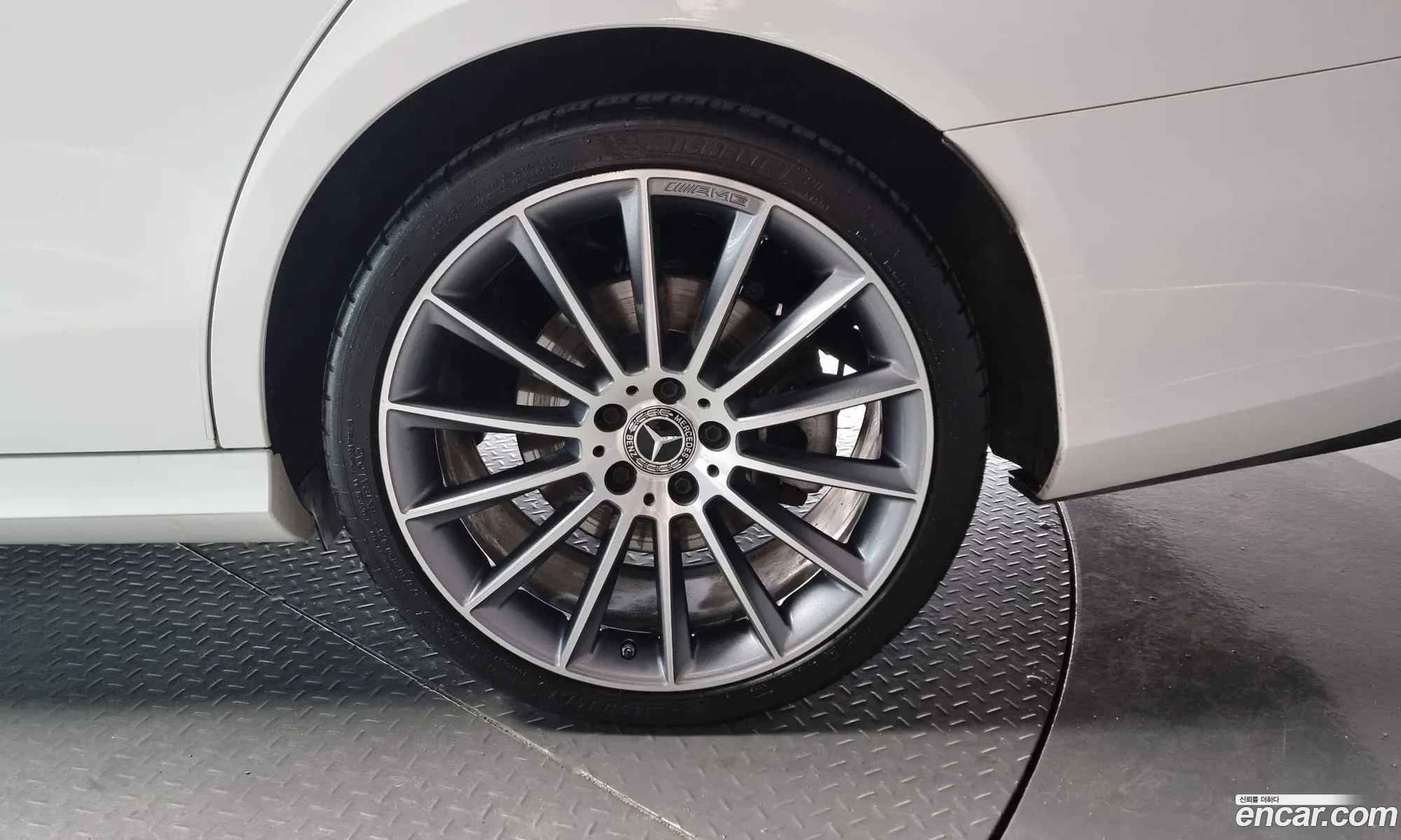 Mercedes-Benz E-Klasse V W213 S213 C238 E350 4Matic Amg Line 2021 - фотография 18822316