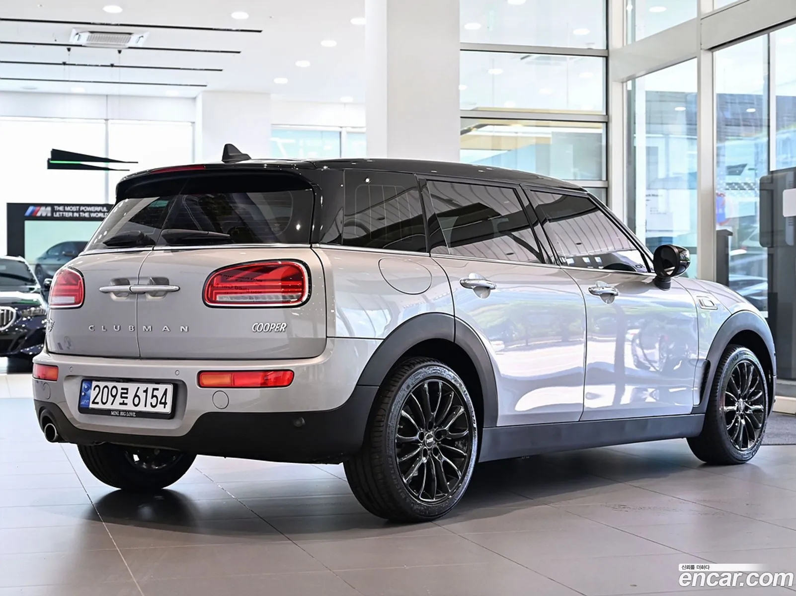 Mini Clubman Classic 2023 - фотография 11202311