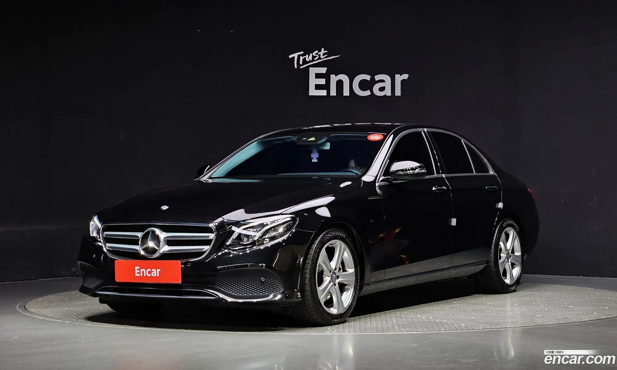 Mercedes-Benz E-Klasse E220D Avant Garde 2017 - фотография 16508064