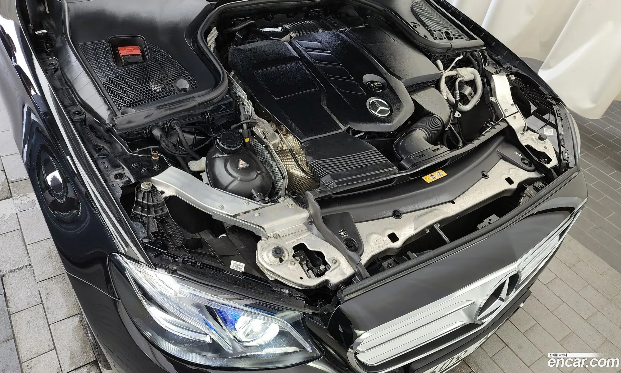 Mercedes-Benz E-Klasse E220D Avant Garde 2017 - фотография 16508069