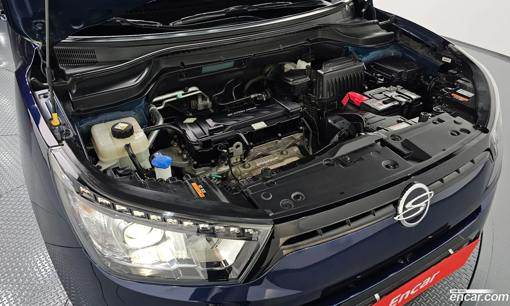 Ssangyong Tivoli Tivoli Lx 2Wd 2017 - фотография 17509948