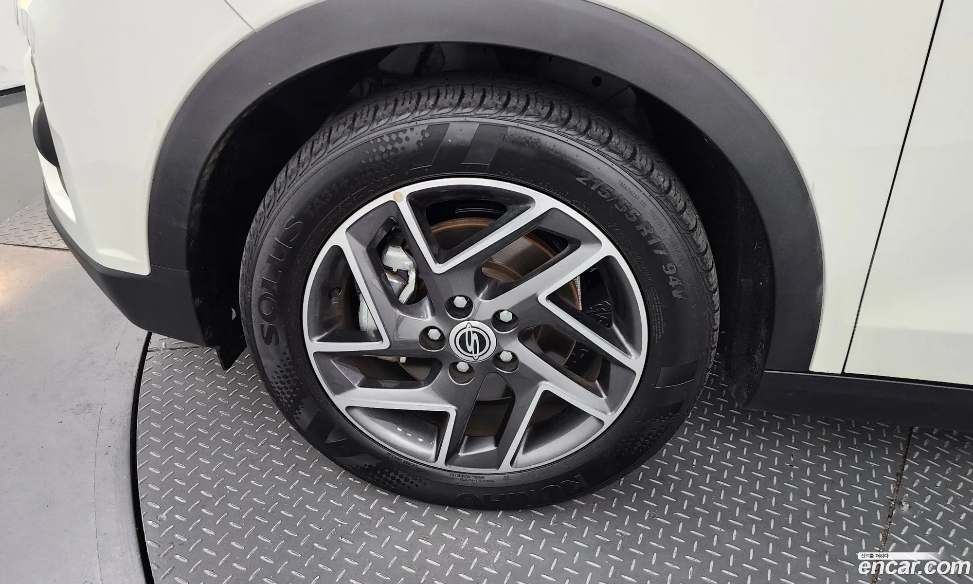 Ssangyong Tivoli Tivoli 15 A3 2Wd 2021 - фотография 17505770