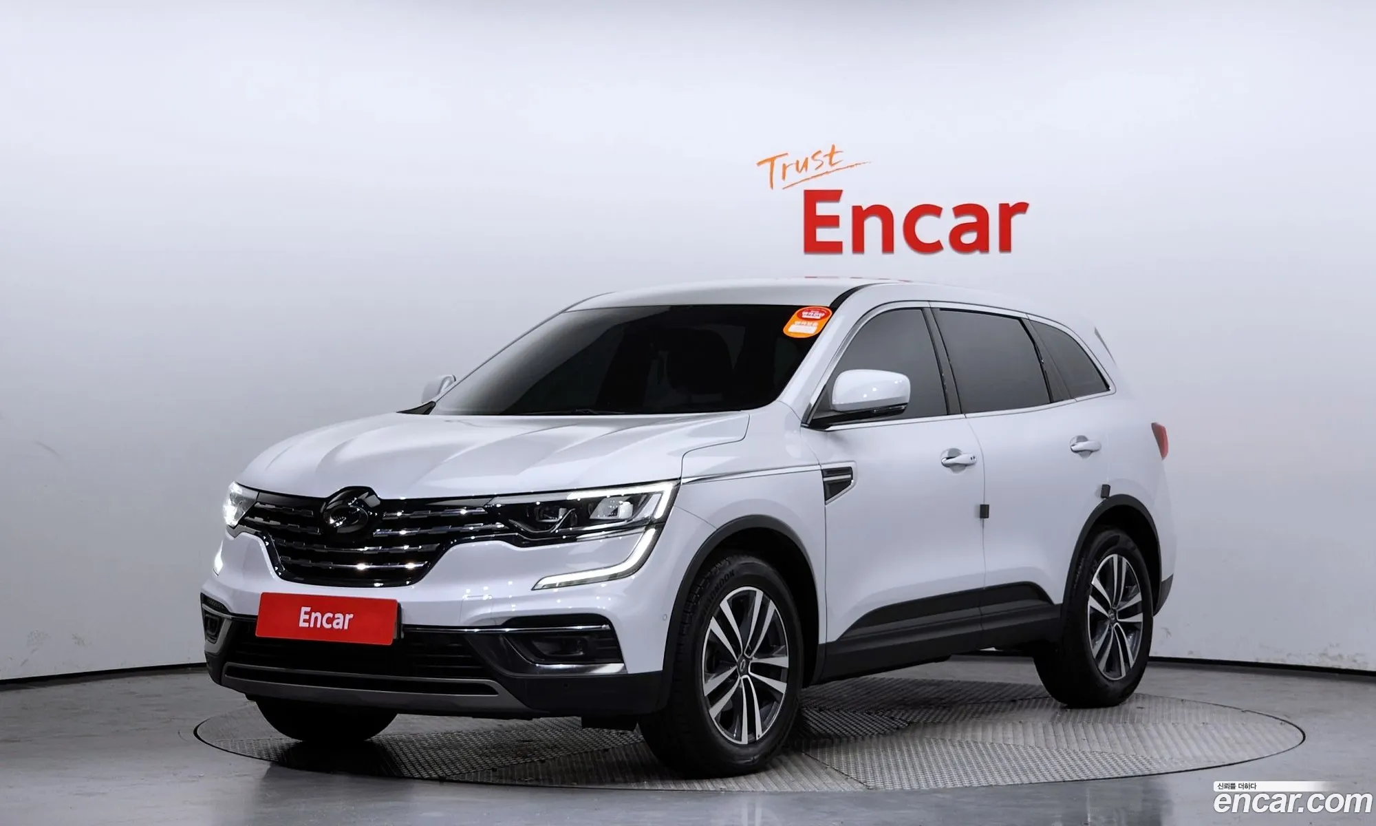 Renault Samsung Qm6 20 Lpe Le 2Wd 2020 - фотография 15845874