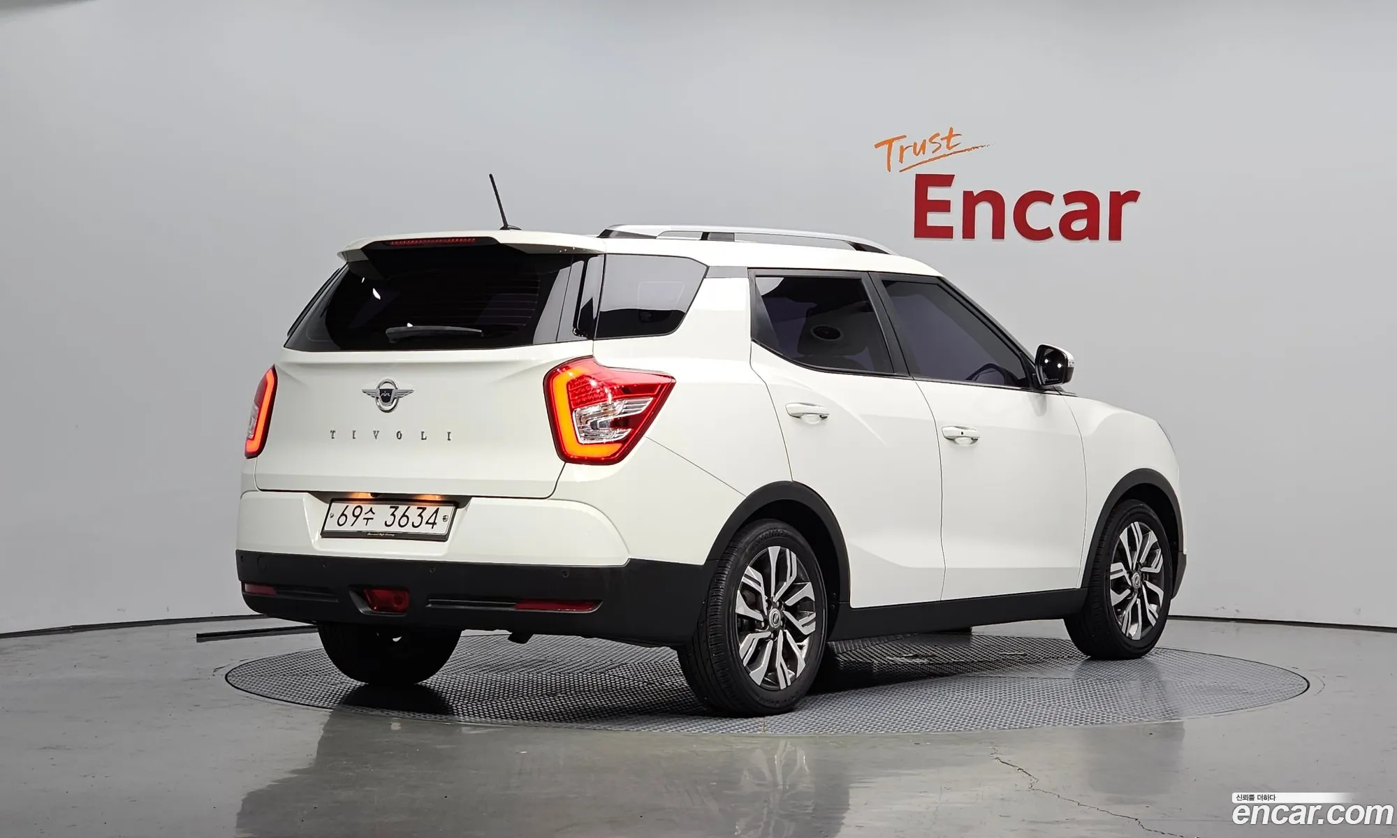 Ssangyong Tivoli Tivoli Diesel Ix 2Wd 2019 - фотография 19764581