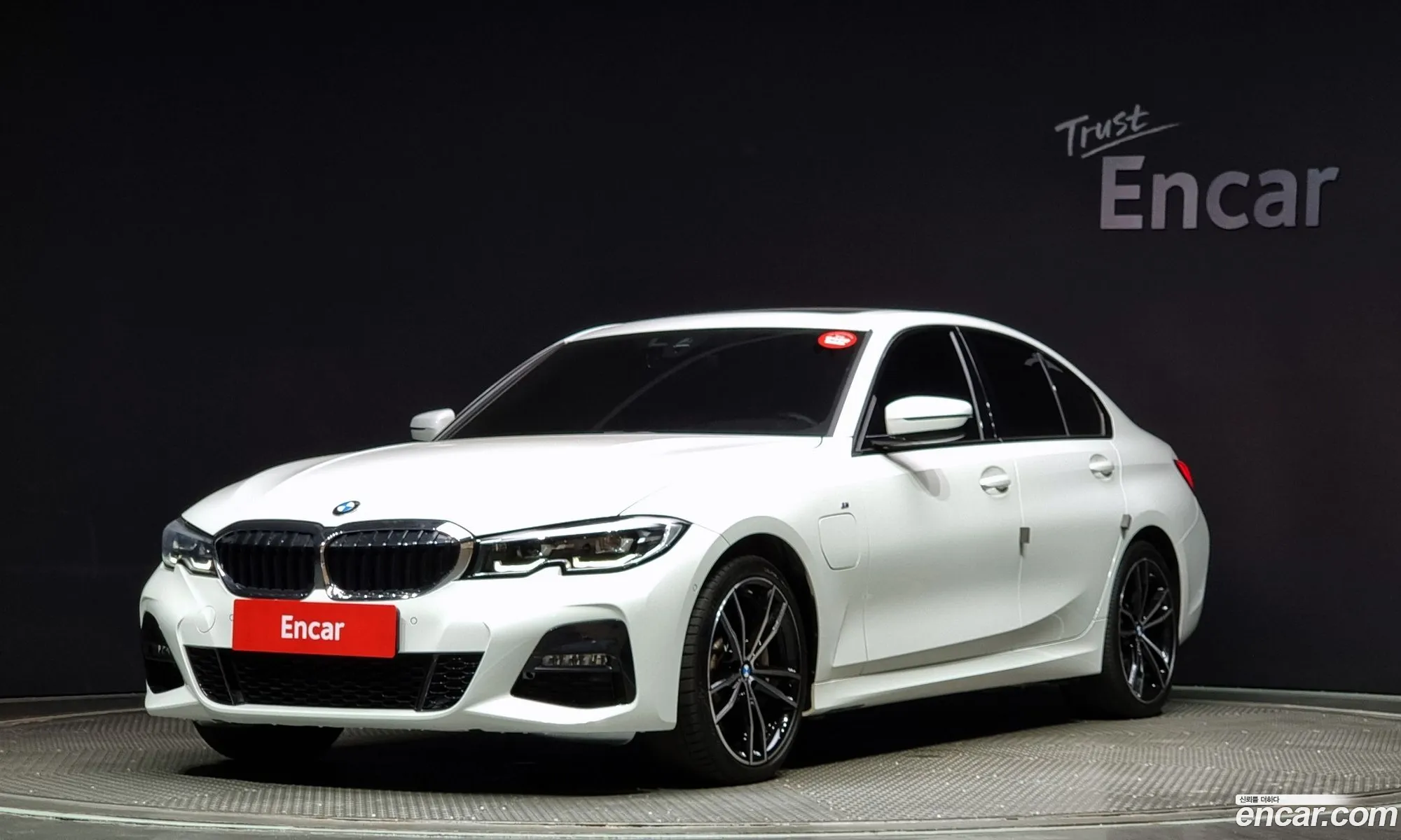 BMW 3Er 330E M Sports 2020 - фотография 932176