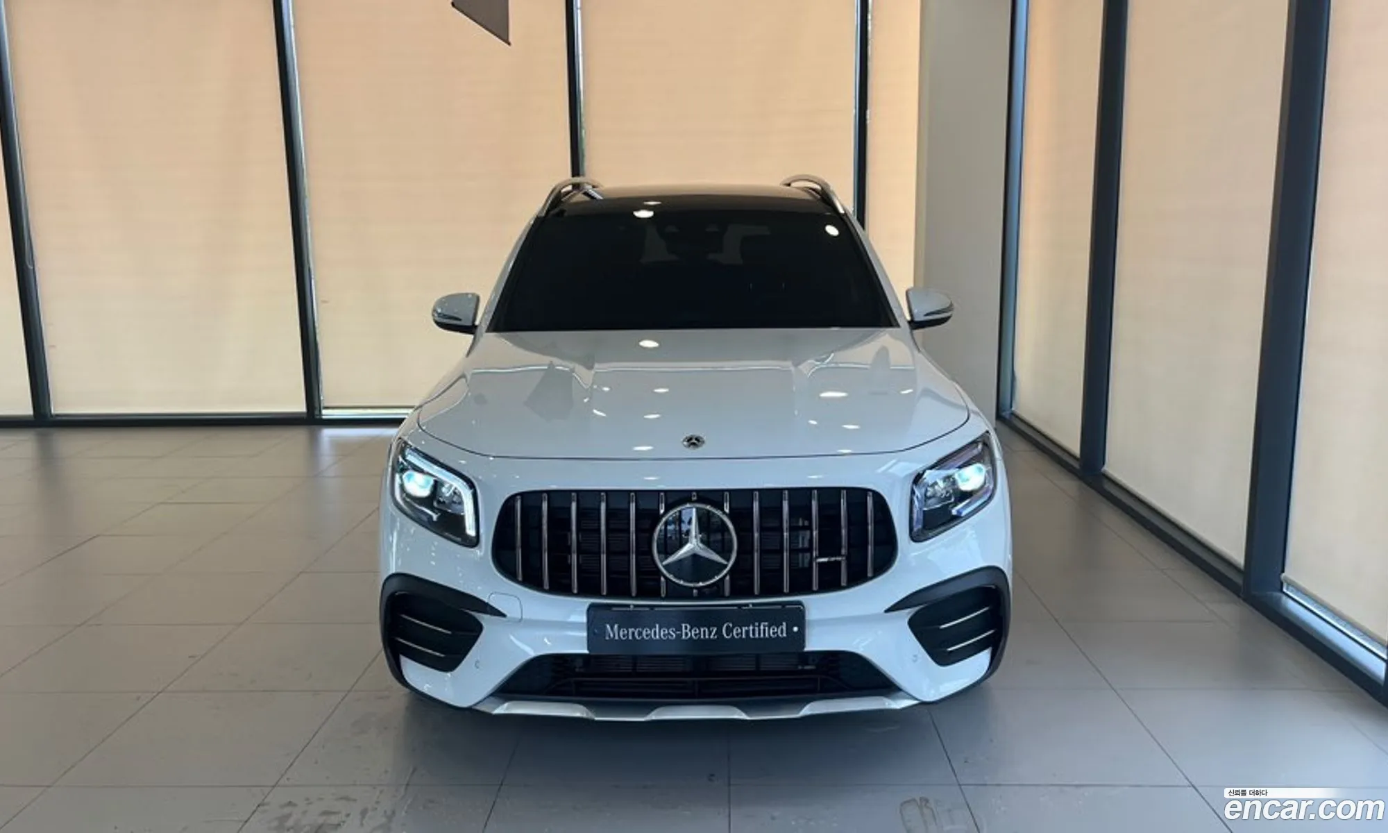 Mercedes-Benz Glb Amg Glb35 4Matic 2023 - фотография 18755000