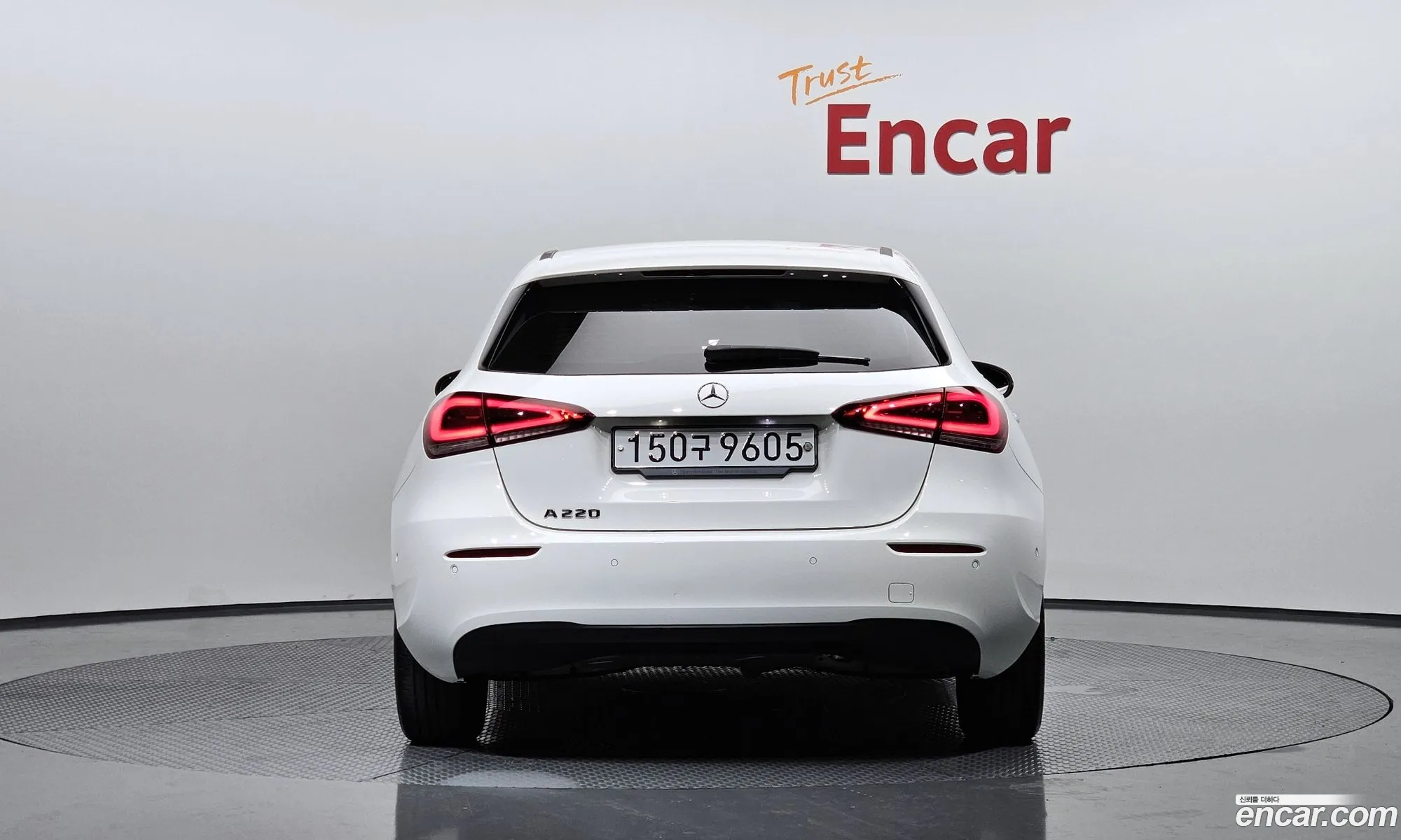 Mercedes-Benz A-Klasse Iv W177 A220 Hatchback 2020 - фотография 13622584