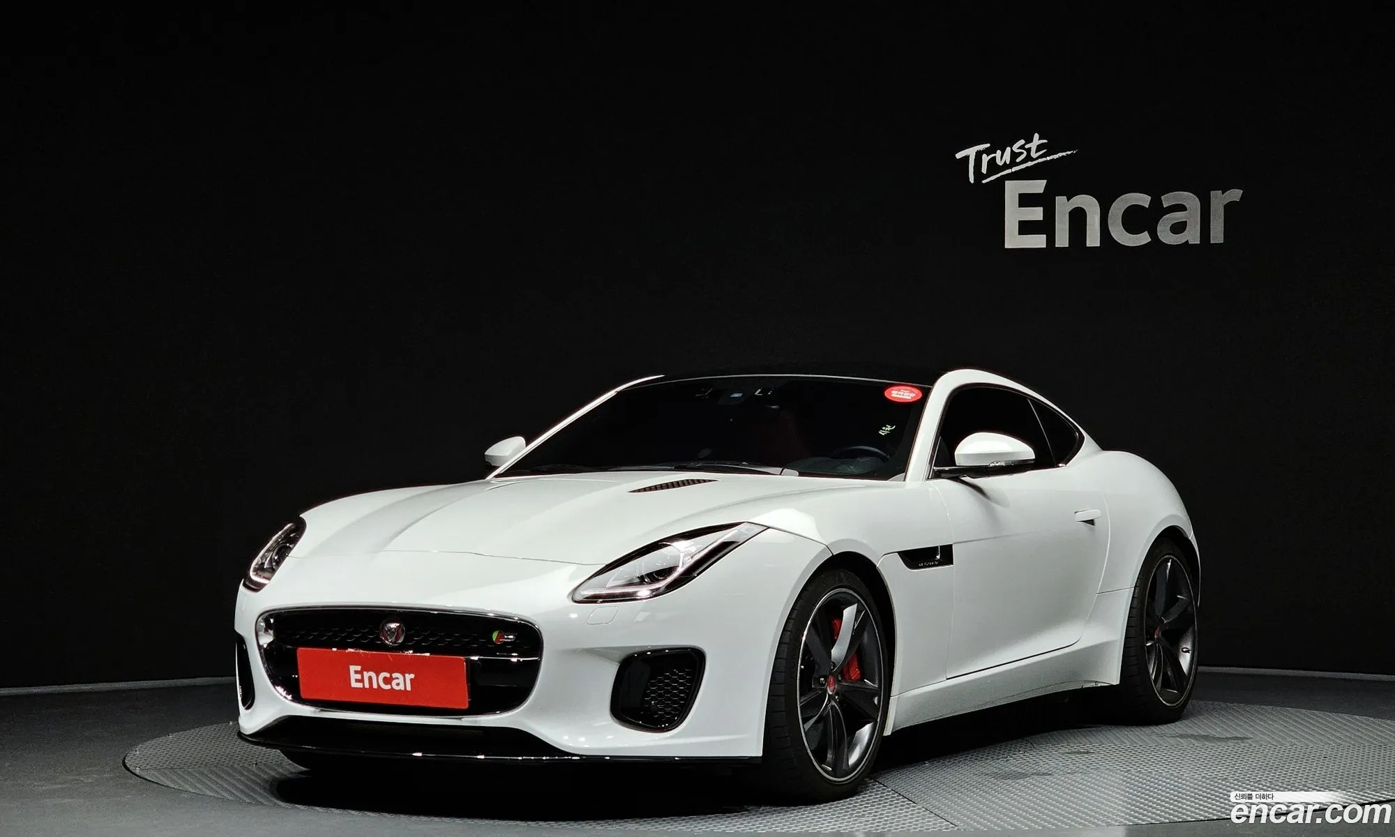 Jaguar F-Type 30 S Coupe 2015 - фотография 3930892