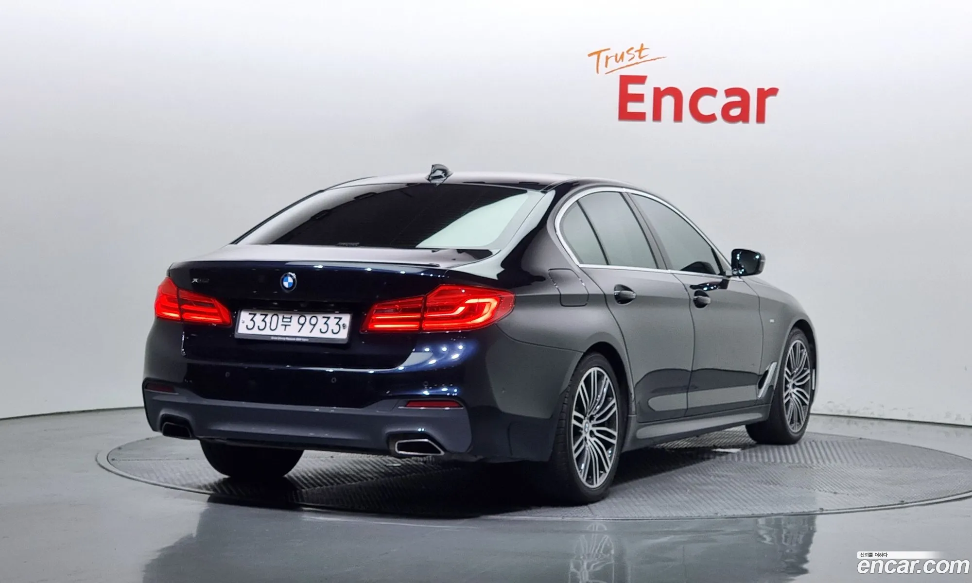 BMW 5 Series G30 530I xDrive M Sport Plus - фотография 8583133