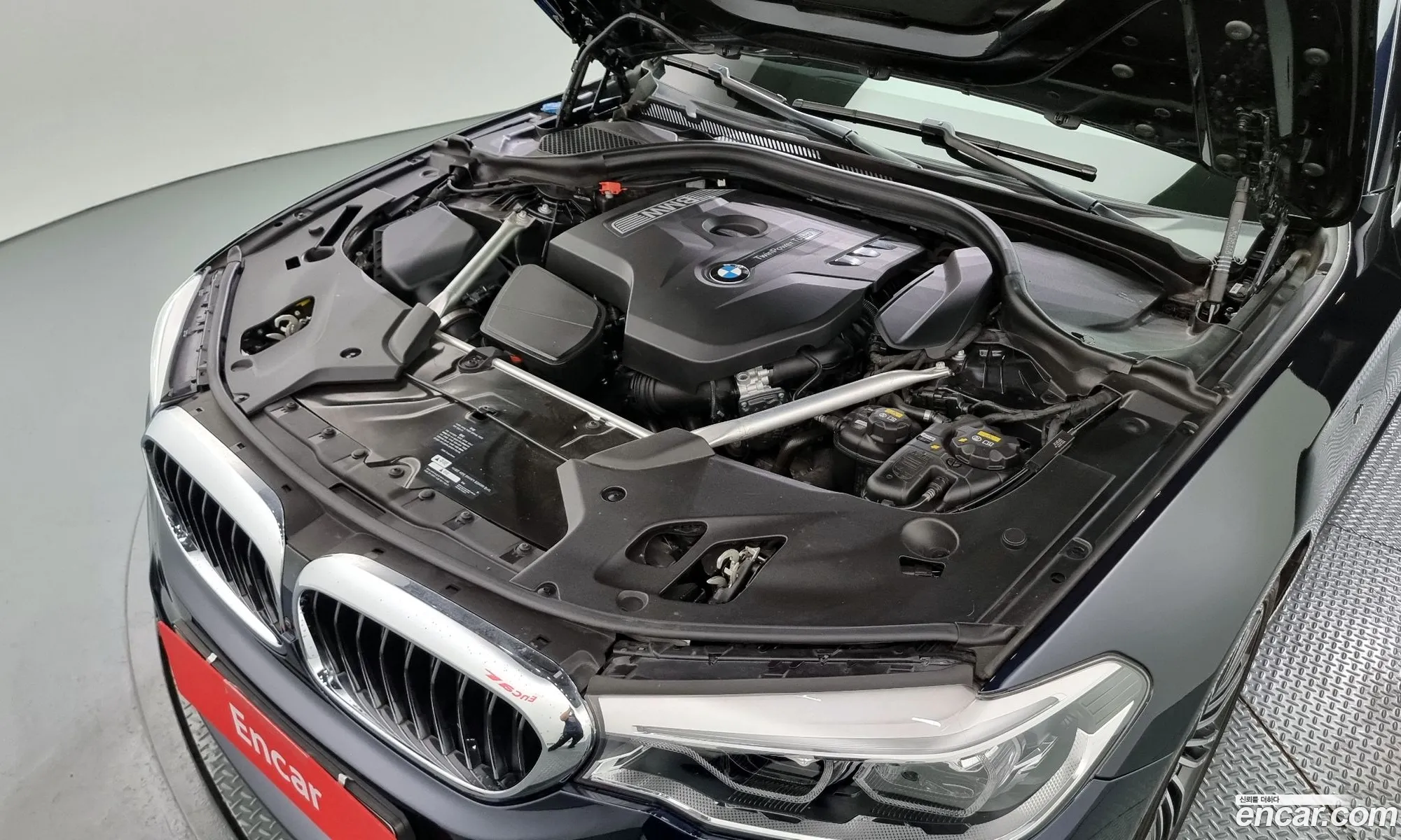 BMW 5 Series G30 530I xDrive M Sport Plus - фотография 8583137
