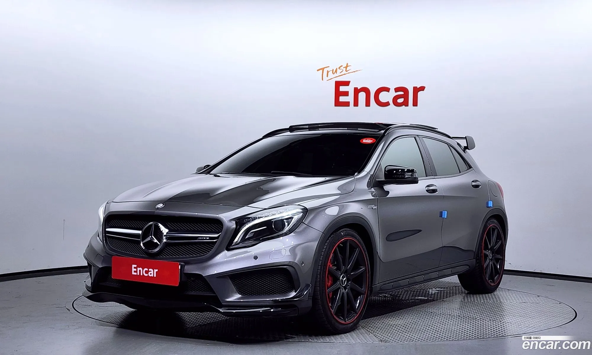 Mercedes-Benz Gla-Klasse Gla45 Amg 4Matic 2015 - фотография 18744650