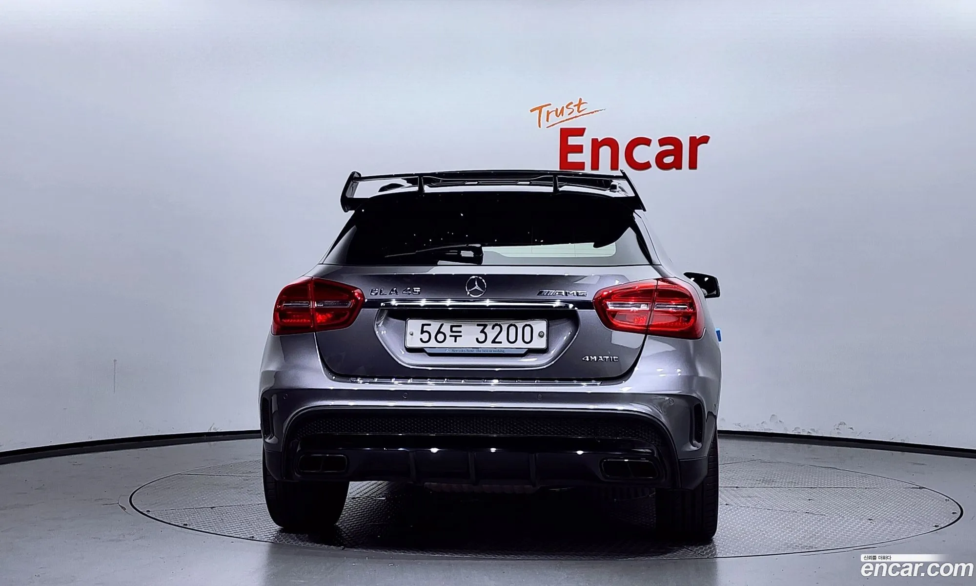 Mercedes-Benz Gla-Klasse Gla45 Amg 4Matic 2015 - фотография 18744653