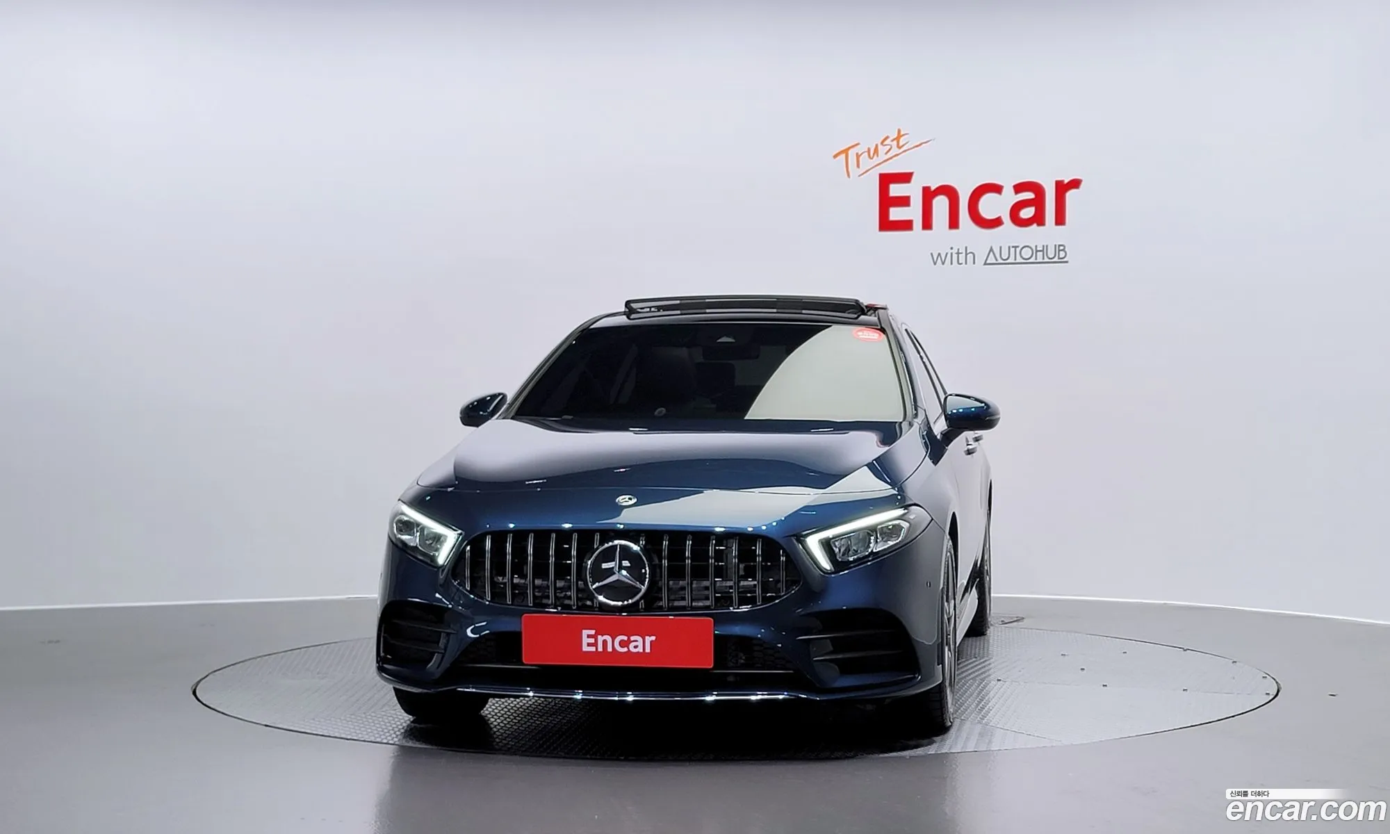 Benz A-Class W177 A250 4Matic Sedan - фотография 13622240