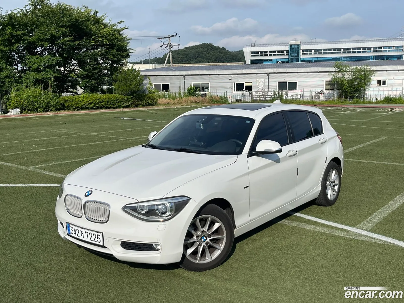 BMW 1Er 118D Urban Pack 1 5-Door 2014 - фотография 16401247