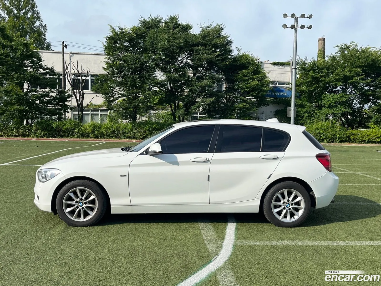 BMW 1Er 118D Urban Pack 1 5-Door 2014 - фотография 16401249
