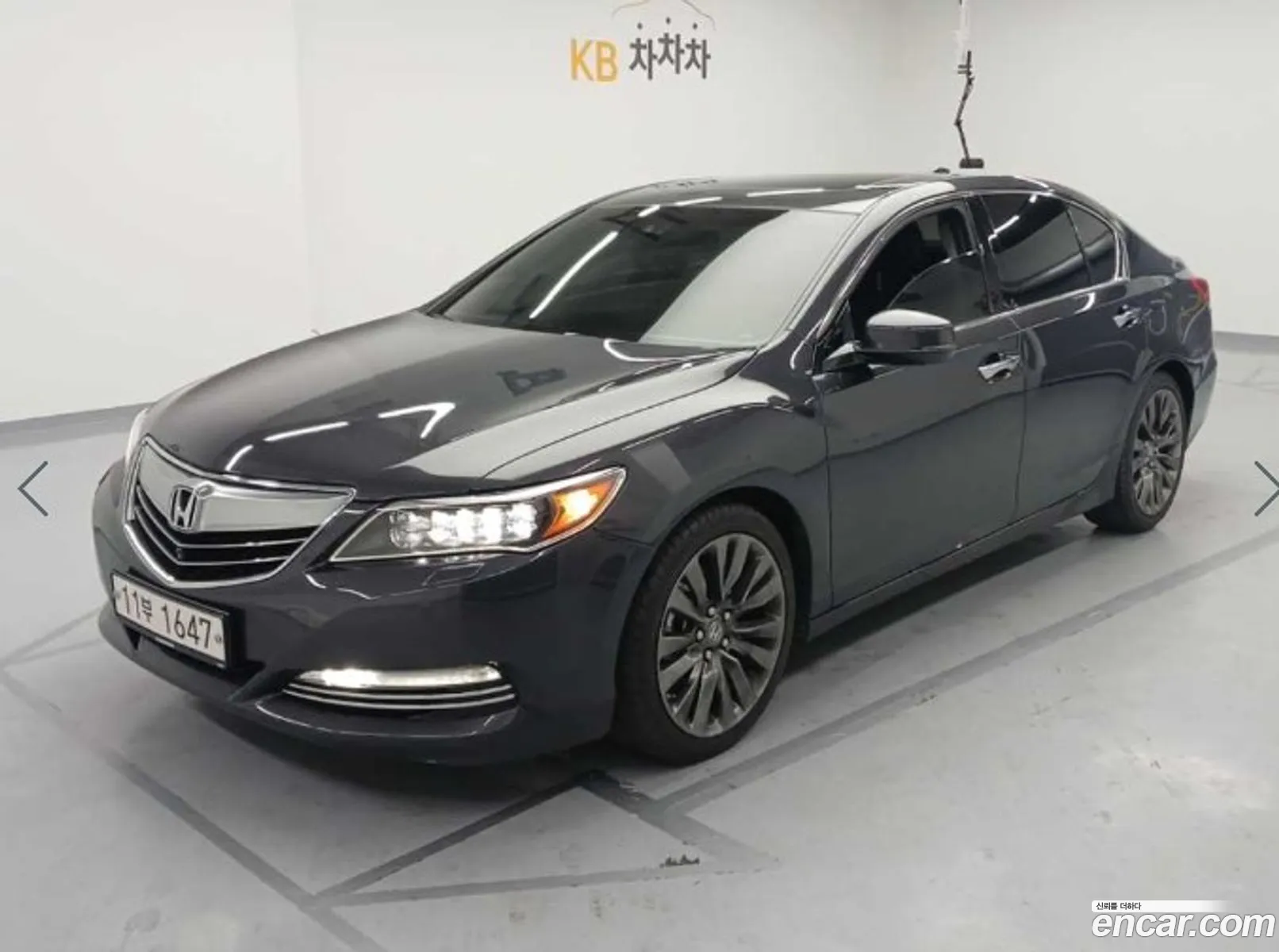 Honda Legend V 35 2016 - фотография 12676253