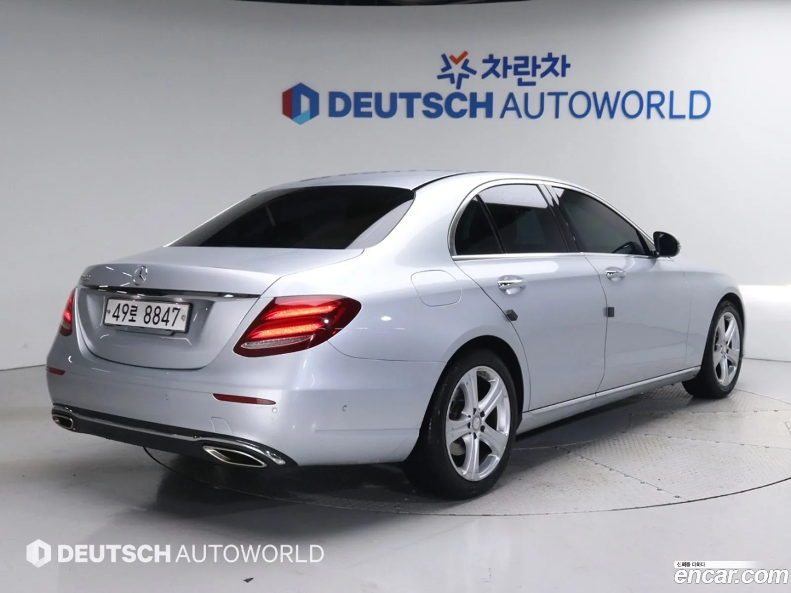 Mercedes-Benz E-Klasse E200 Avant Garde 2017 - фотография 18676416