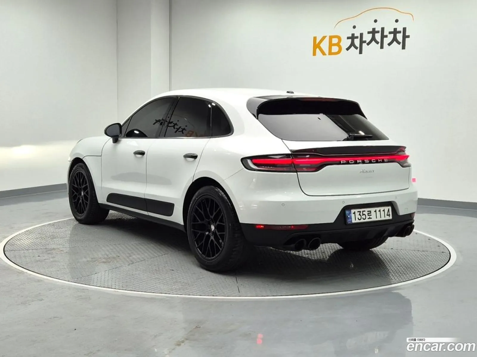 Porsche Macan I 20 2019 - фотография 3927375