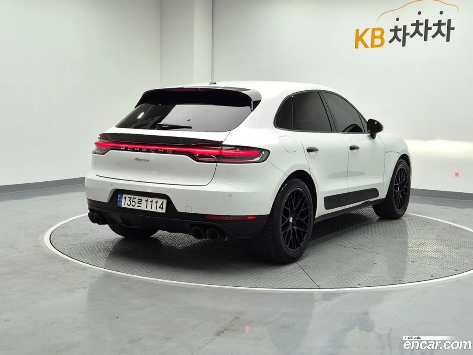 Porsche Macan I 20 2019 - фотография 3927376