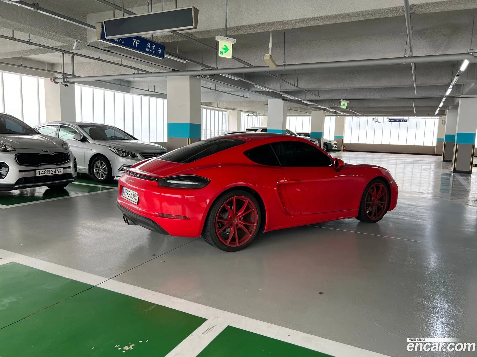 Porsche 718 20 2022 - фотография 14485488