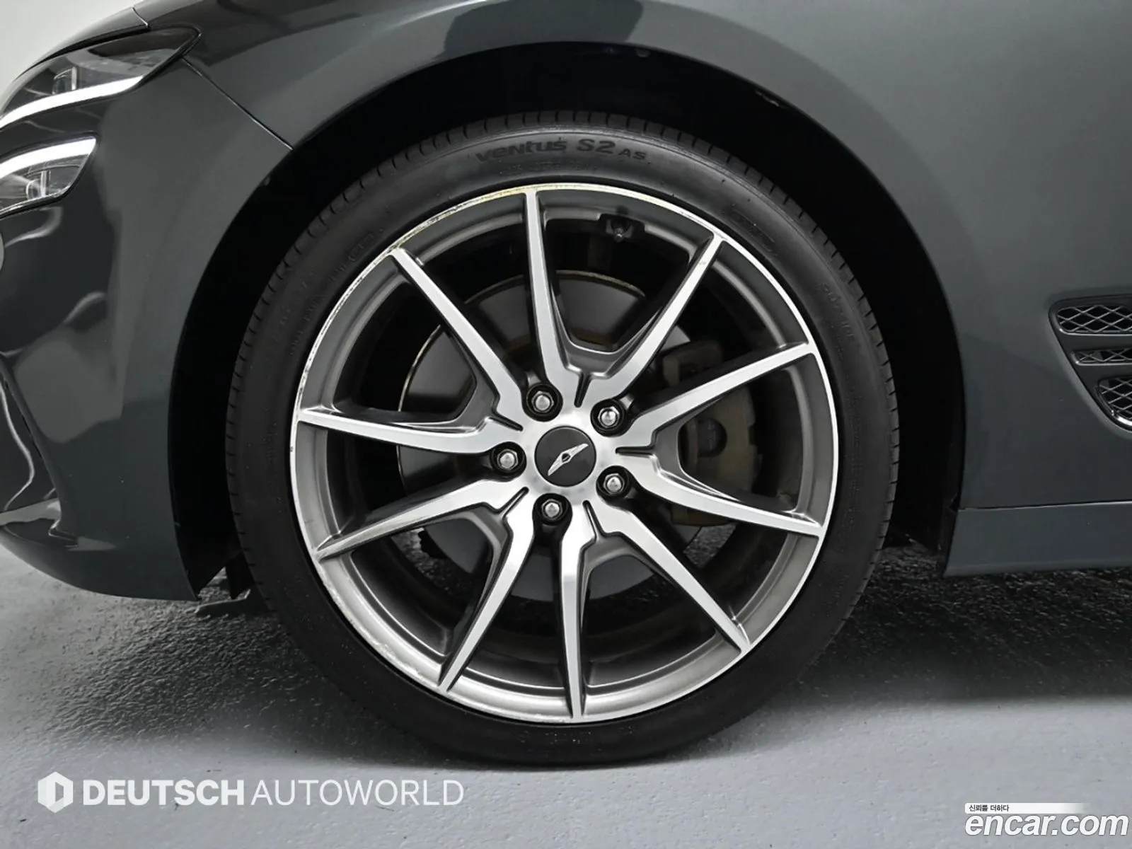 Genesis G70 I Gasoline 33T 4Wd 2021 - фотография 17443905