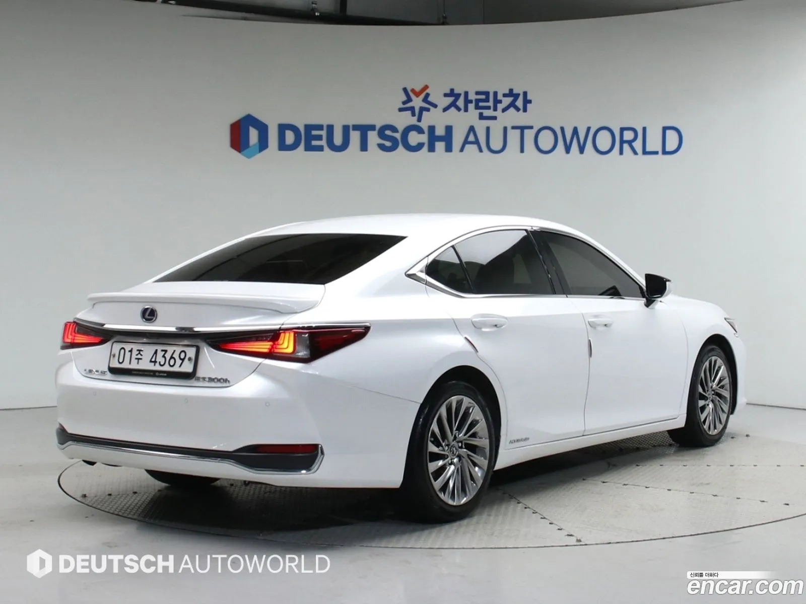 Lexus Es Vii Luxury Plus 2019 - фотография 3744595