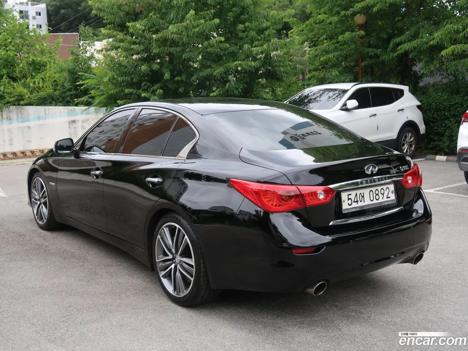 Infiniti Q50 35 Hybrid Essence 2015 - фотография 3992245