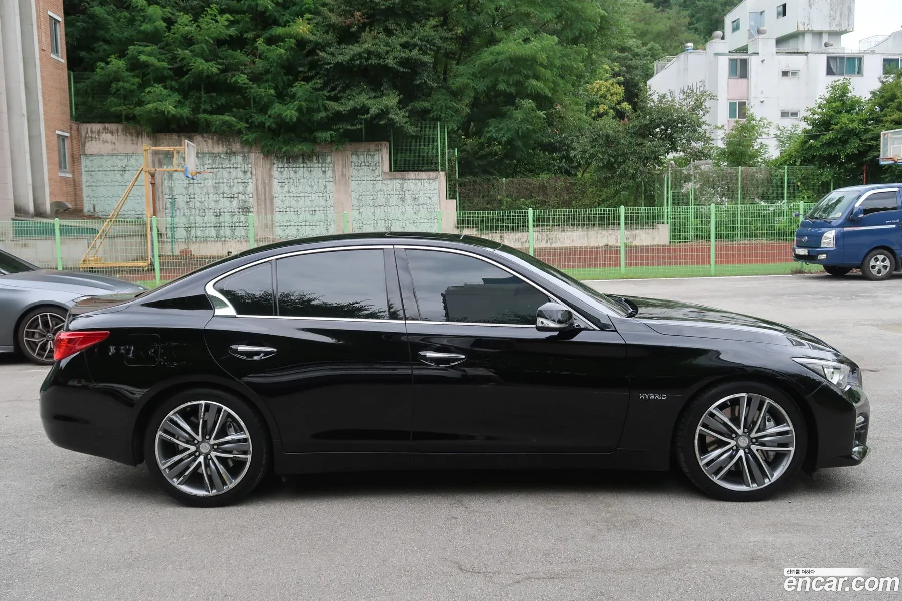 Infiniti Q50 35 Hybrid Essence 2015 - фотография 3992247