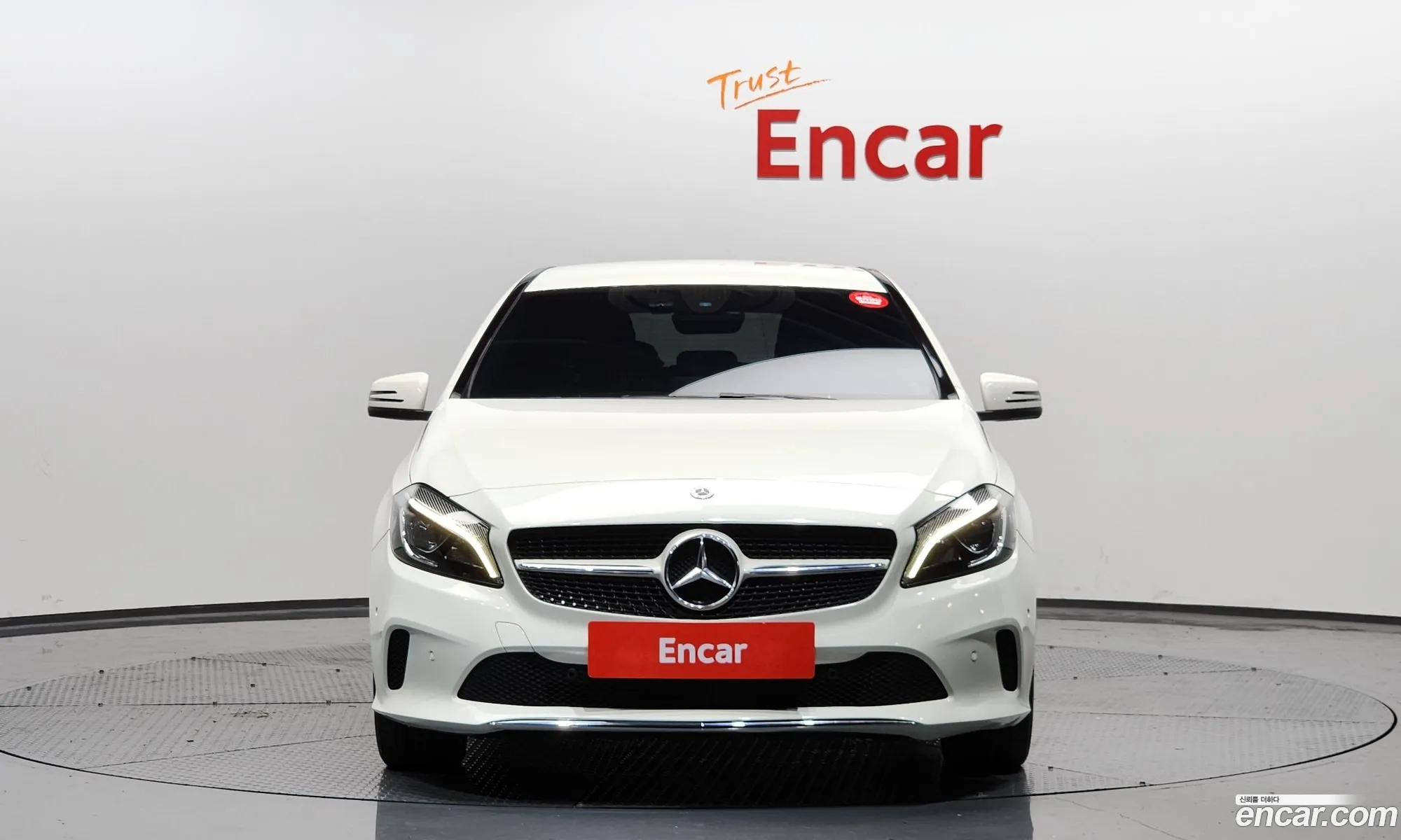 Mercedes-Benz A-Klasse A200 2018 - фотография 13468405