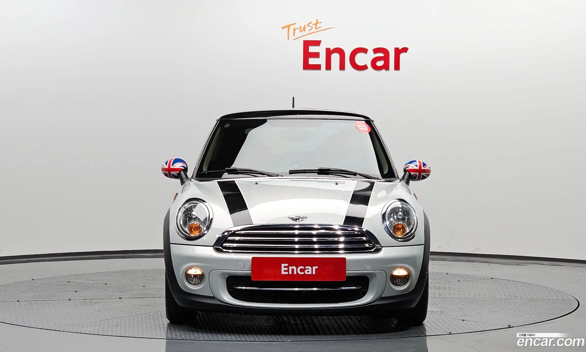 Mini Cooper Se 2013 - фотография 4609757