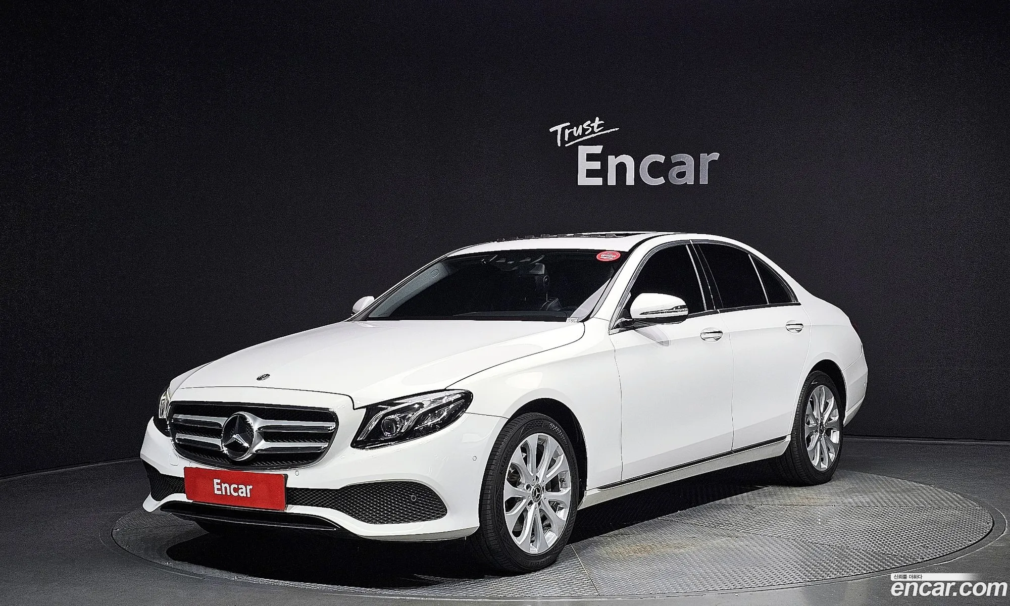 Mercedes-Benz E-Klasse V W213 S213 C238 E220D Avant Garde 2018 - фотография 14135212