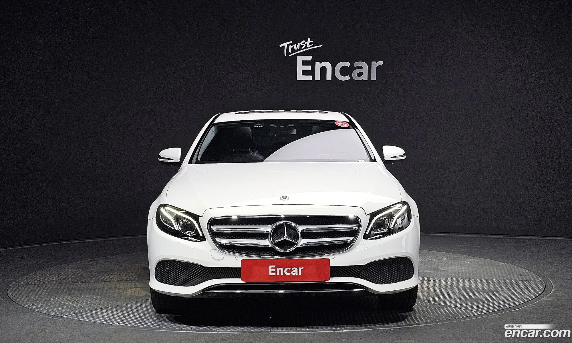 Mercedes-Benz E-Klasse V W213 S213 C238 E220D Avant Garde 2018 - фотография 14135214